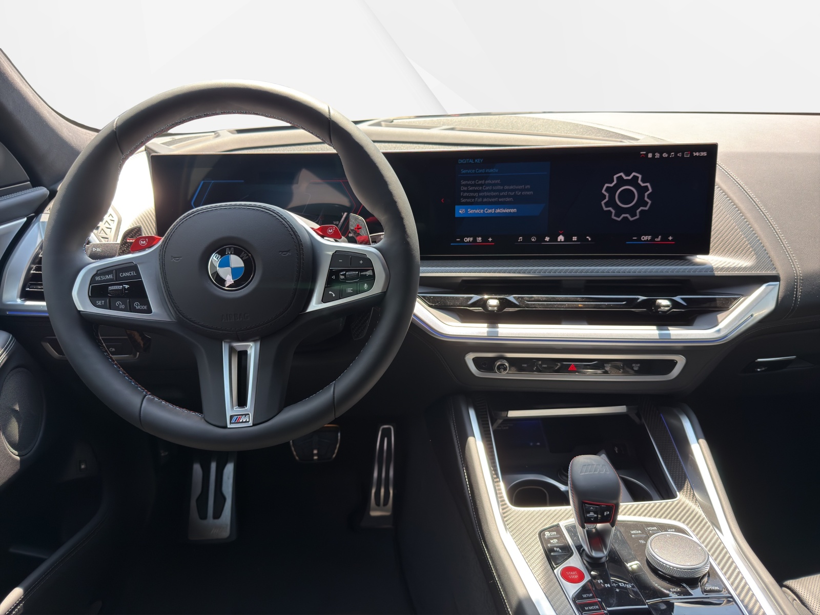 BMW XM xDrive 50e PHEV-image-12
