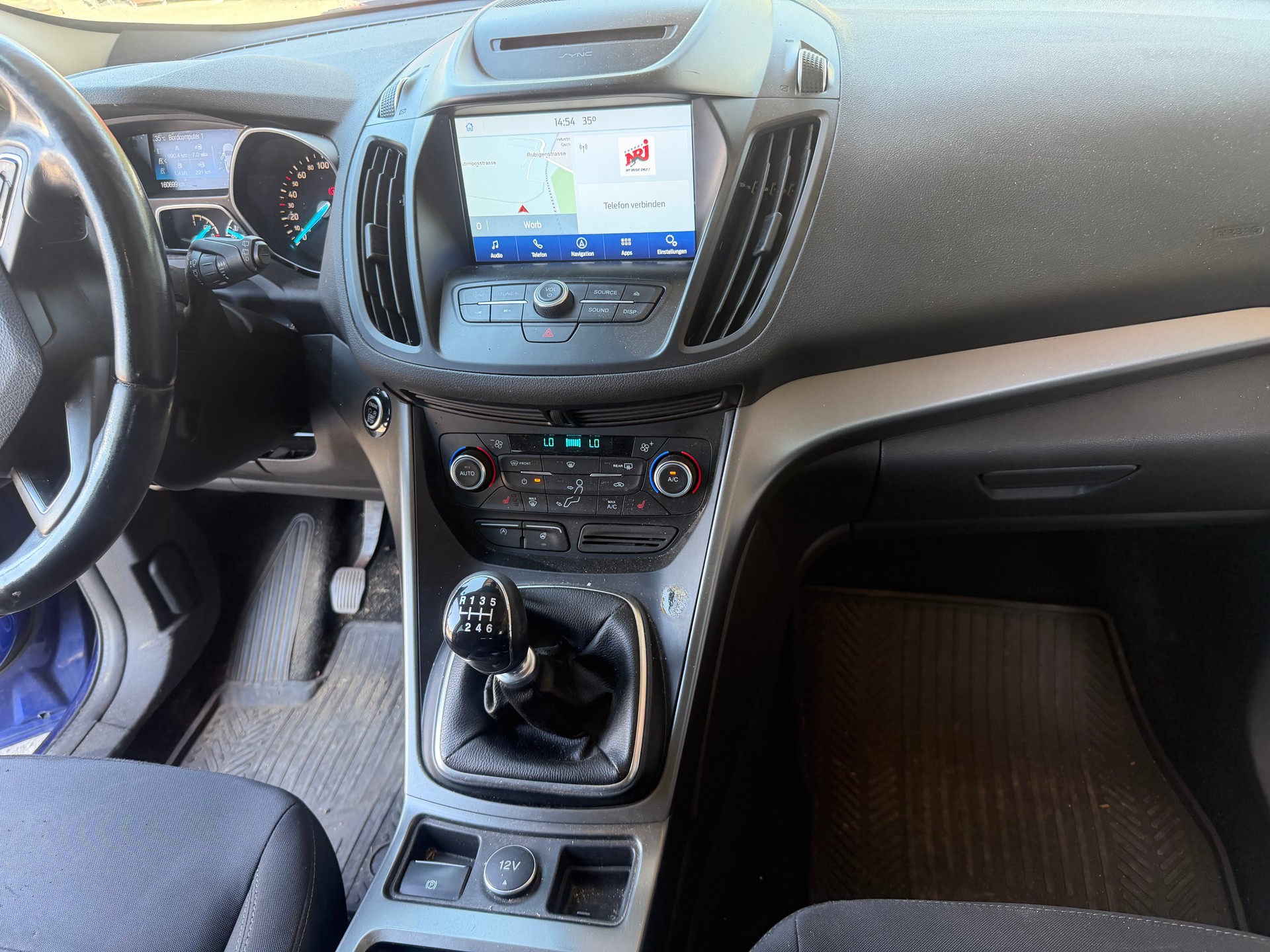 FORD Kuga 1.5 SCTi Business 2WD-image-8