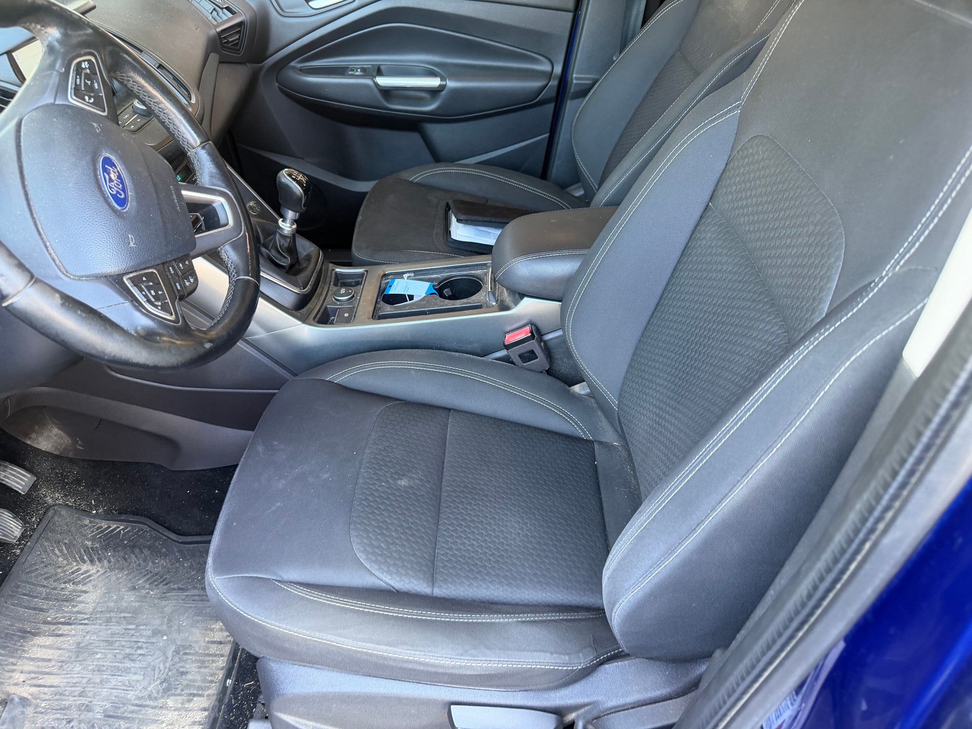FORD Kuga 1.5 SCTi Business 2WD-image-5