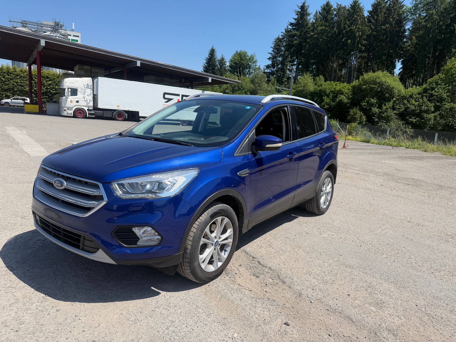 FORD Kuga 1.5 SCTi Business 2WD-image-2