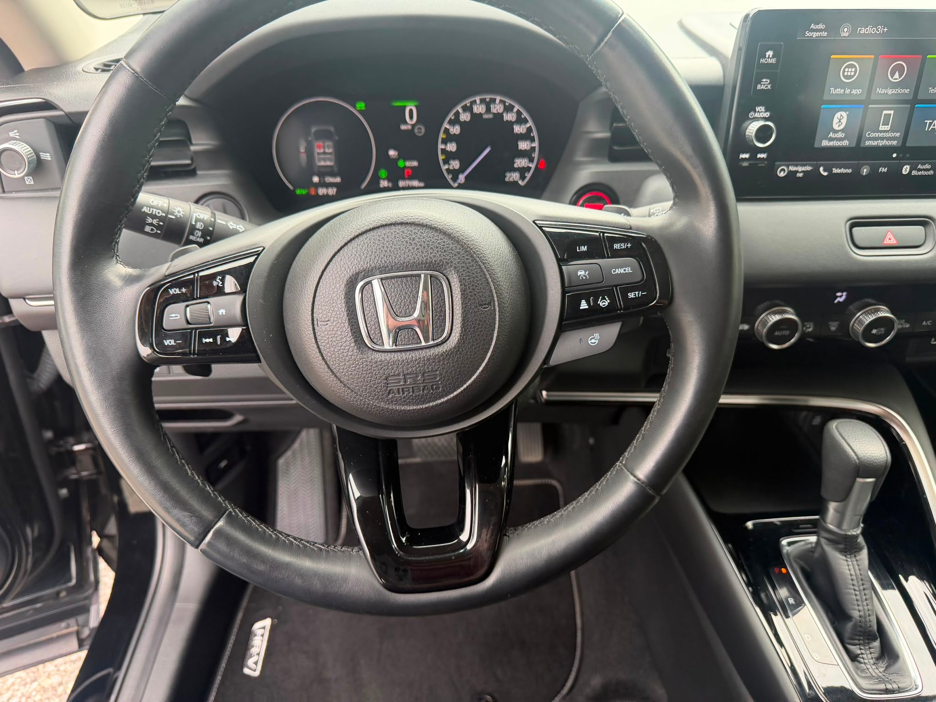 HONDA HR-V 1.5i-MMD Advance CVT-image-6
