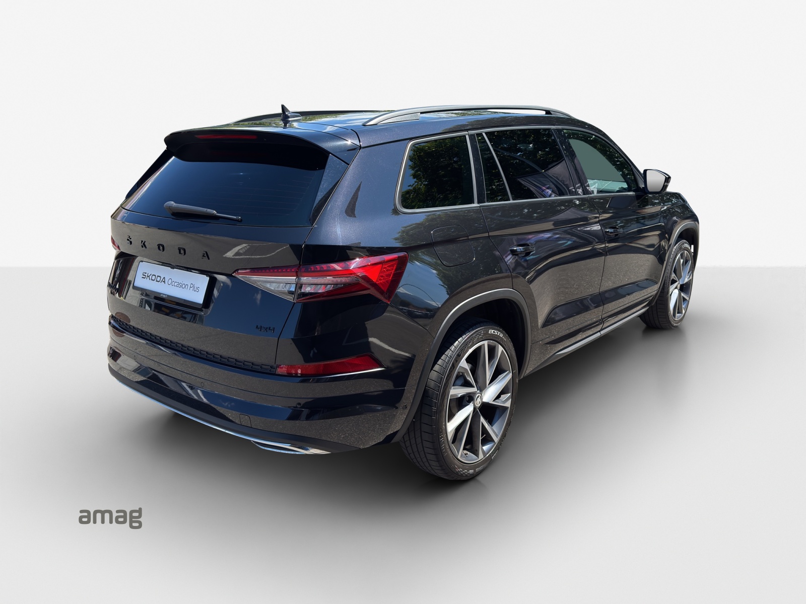 SKODA Kodiaq 2.0 TDI CR SportLine 4x4 DSG-image-4