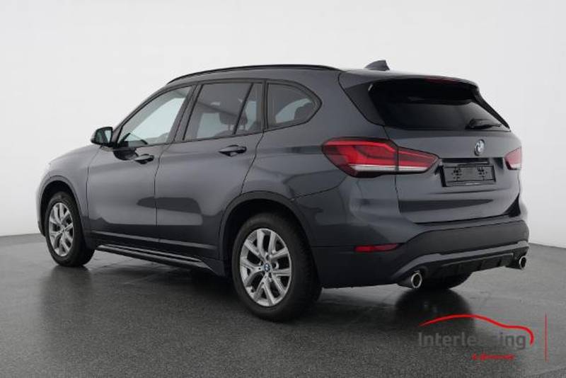 BMW X1 xDrive 18d Sport Line Steptronic-image-3