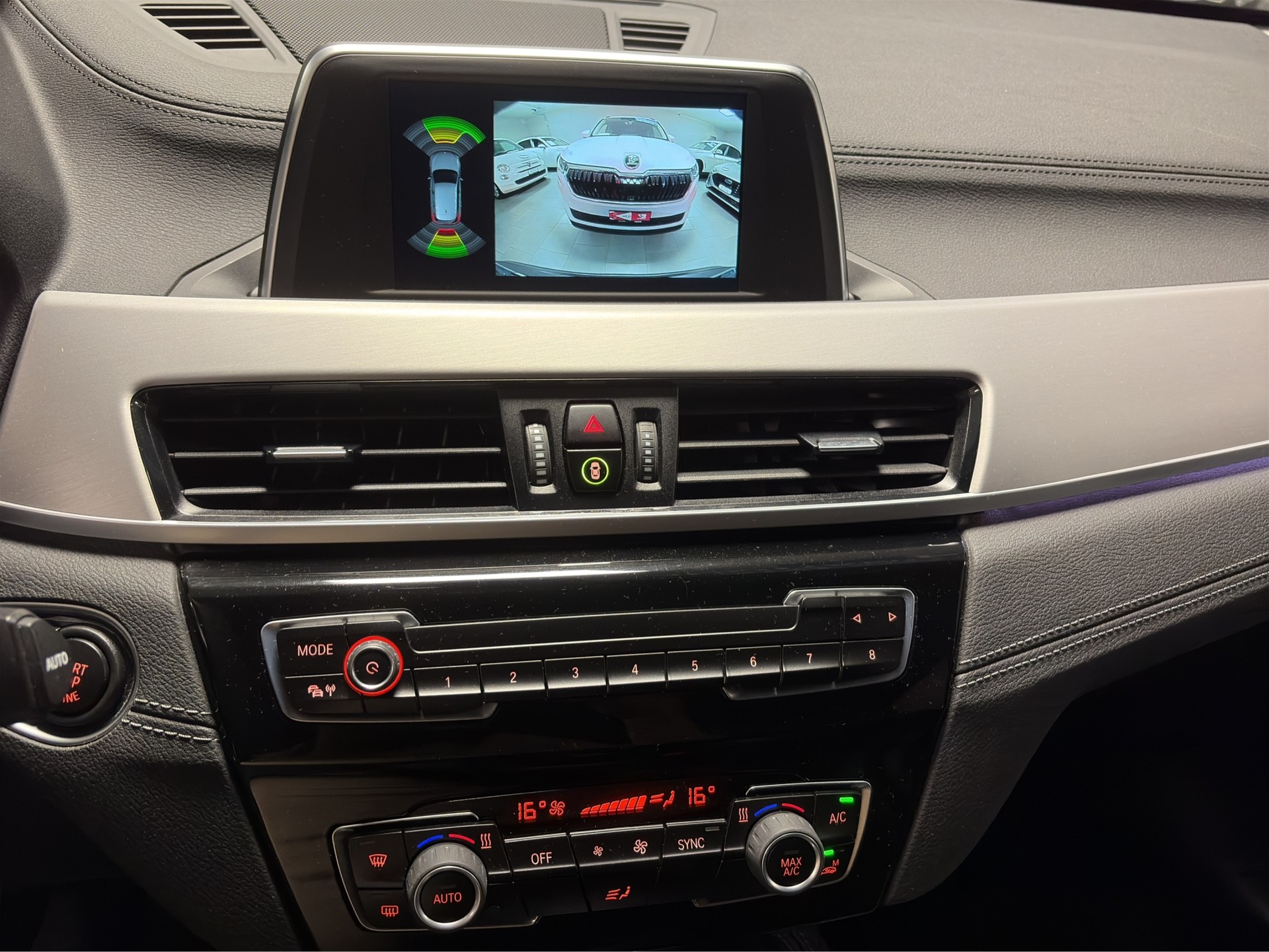 BMW X1 xDrive 18d Sport Line Steptronic-image-8
