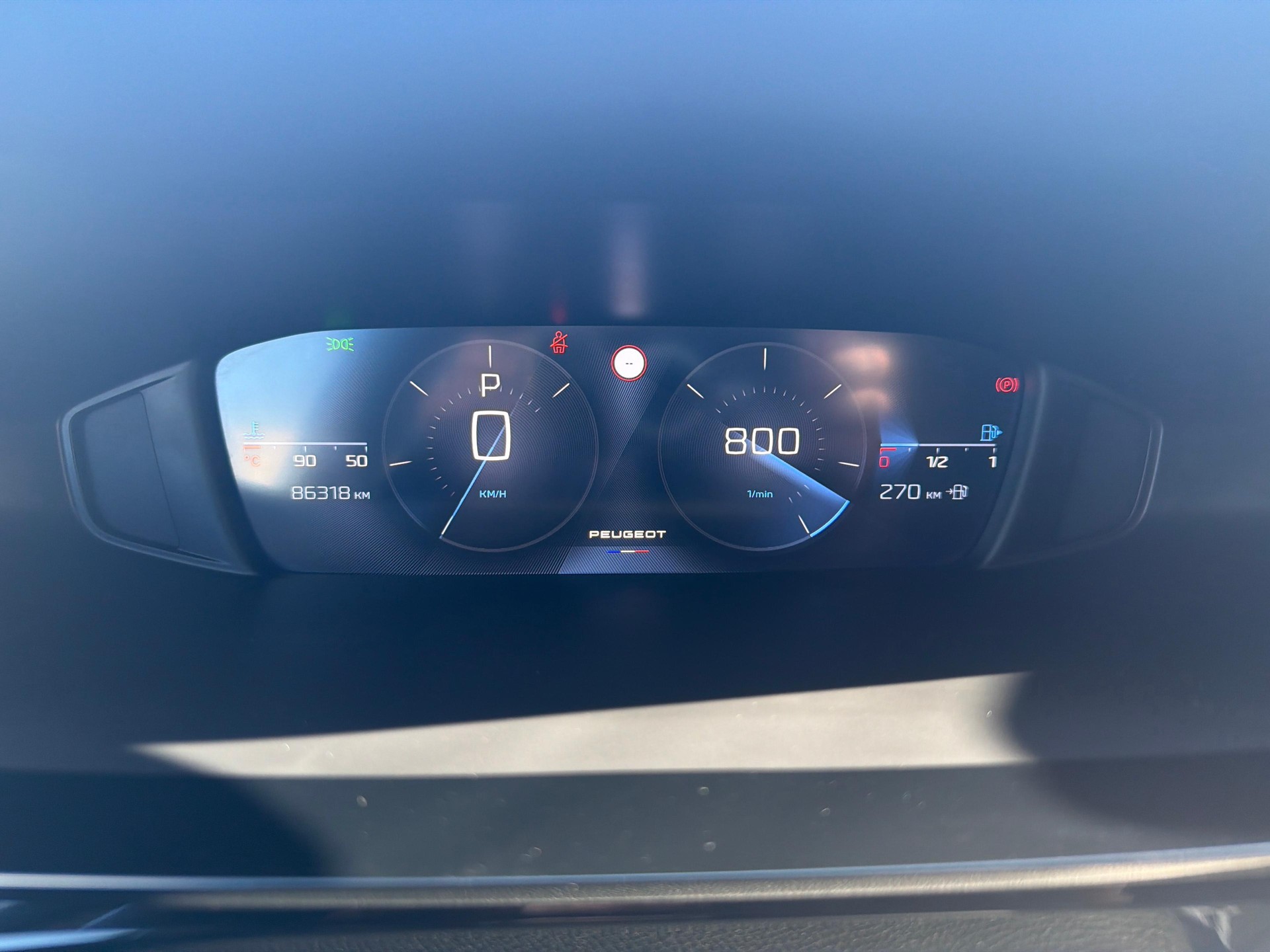 PEUGEOT 308 SW 1.5 BlueHDi Allure Pack-image-12