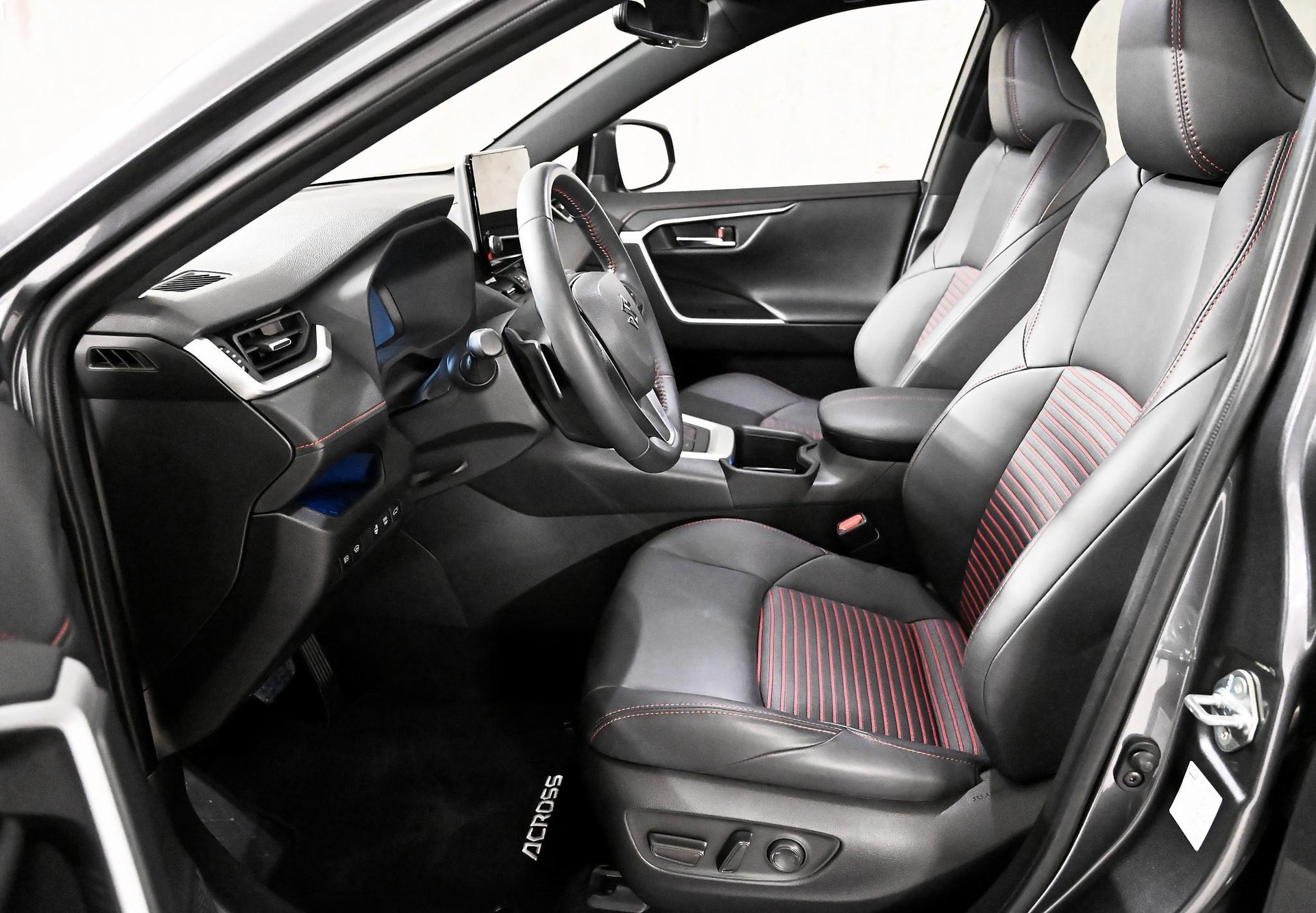 SUZUKI Across 2.5 PHEV Compact Top 4x4-image-2