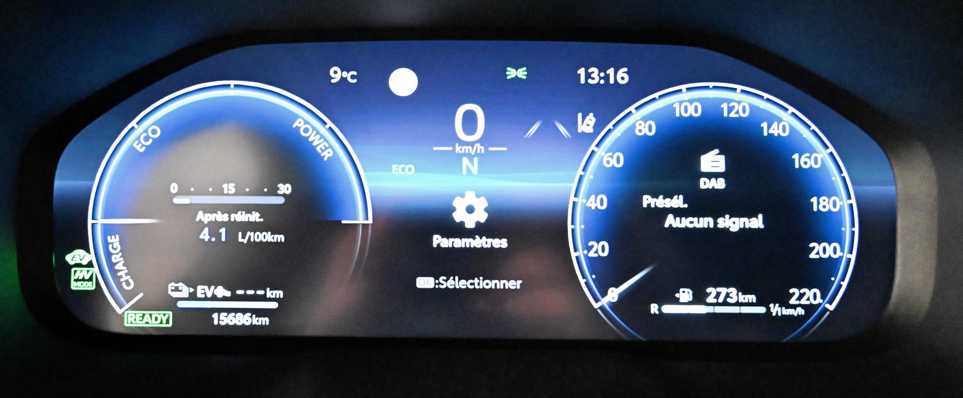SUZUKI Across 2.5 PHEV Compact Top 4x4-image-17