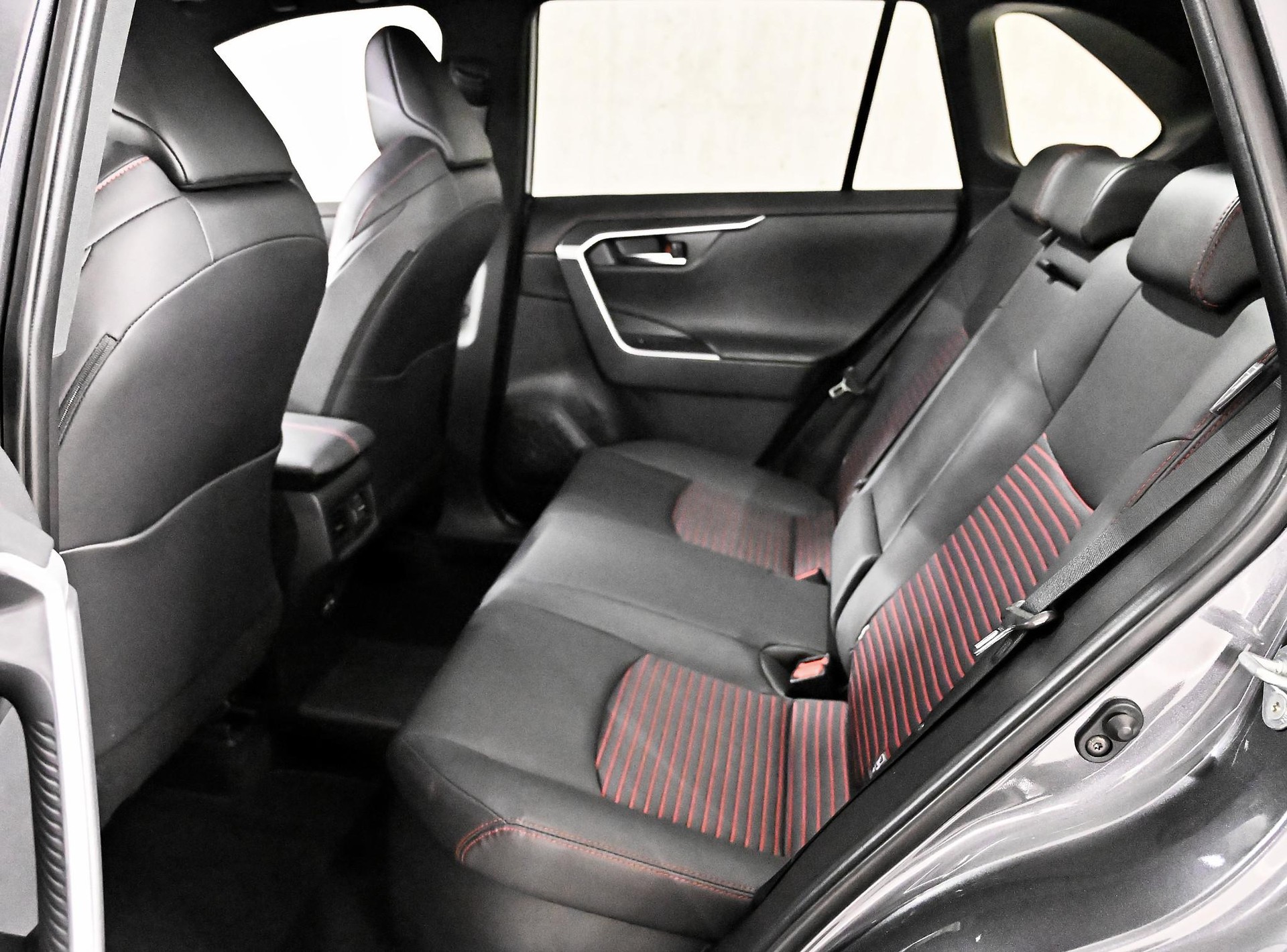 SUZUKI Across 2.5 PHEV Compact Top 4x4-image-7