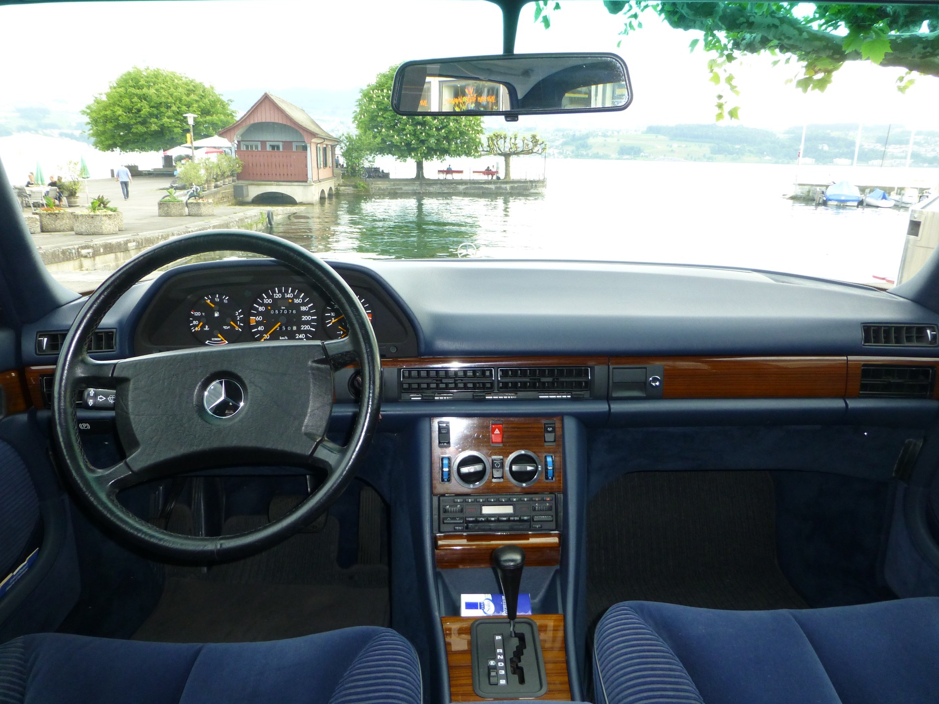 MERCEDES-BENZ 300 SE-image-4