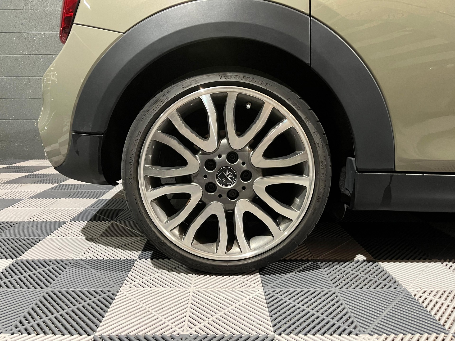 MINI Cooper S Steptronic DKG 5 portes-image-17
