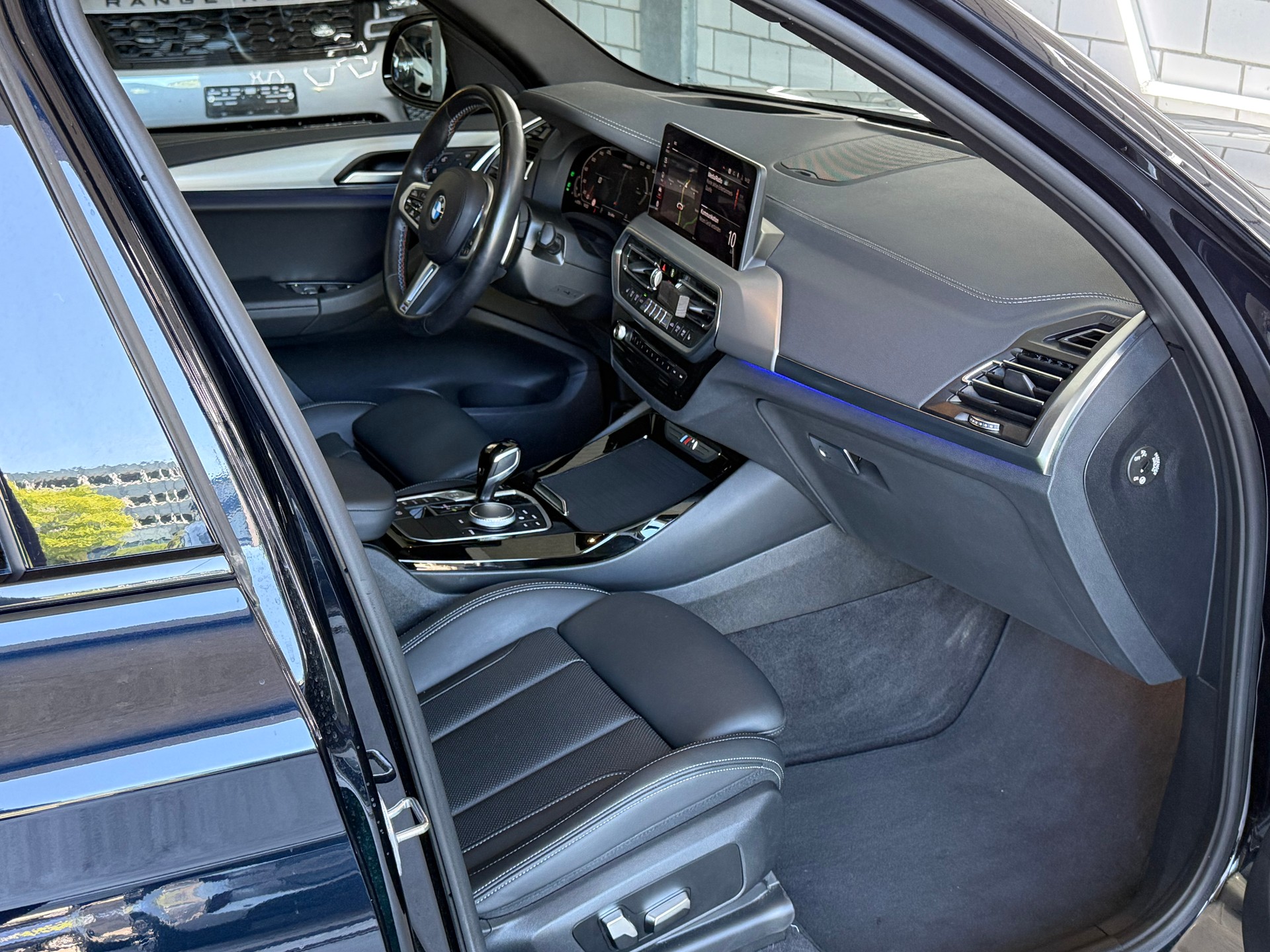 BMW X3 M40i Travel-image-6