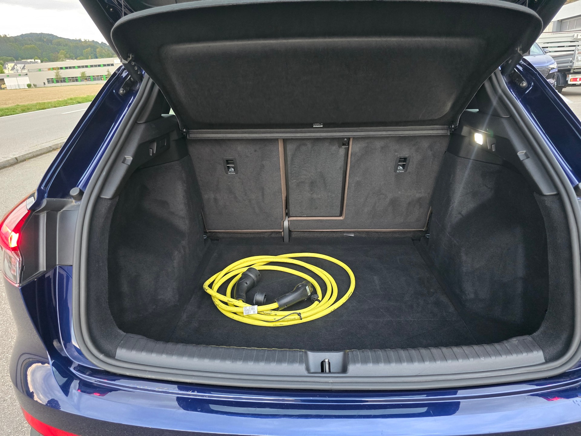 AUDI Q4 e-tron 45 *TOP-ZUSTAND*Frsch ab MFK"Wärmepumpe**-image-8