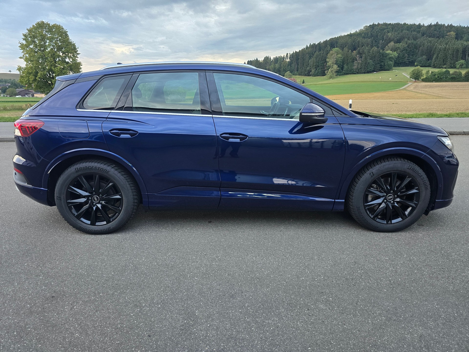 AUDI Q4 e-tron 45 *TOP-ZUSTAND*Frsch ab MFK"Wärmepumpe**-image-5
