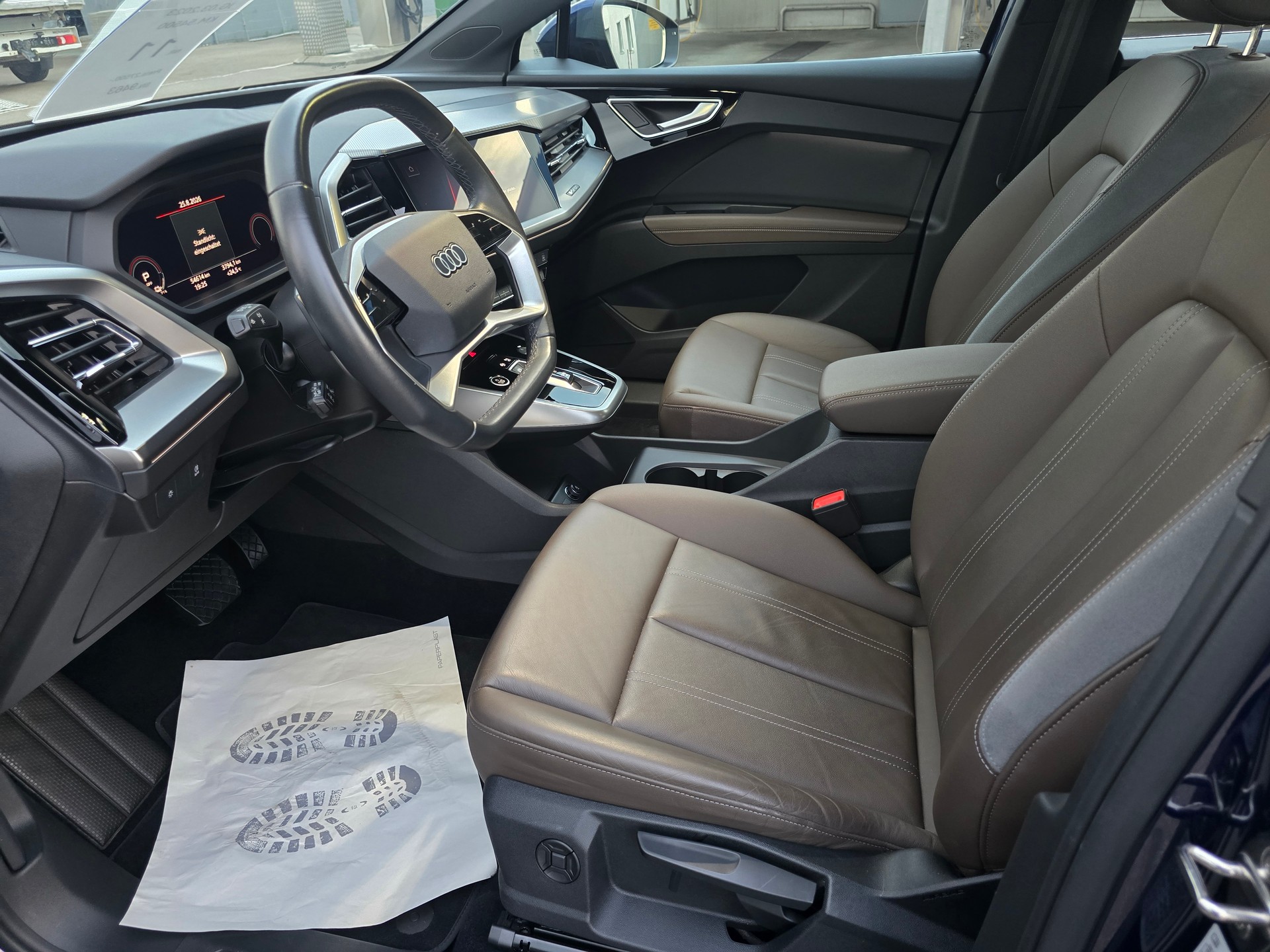AUDI Q4 e-tron 45 *TOP-ZUSTAND*Frsch ab MFK"Wärmepumpe**-image-6