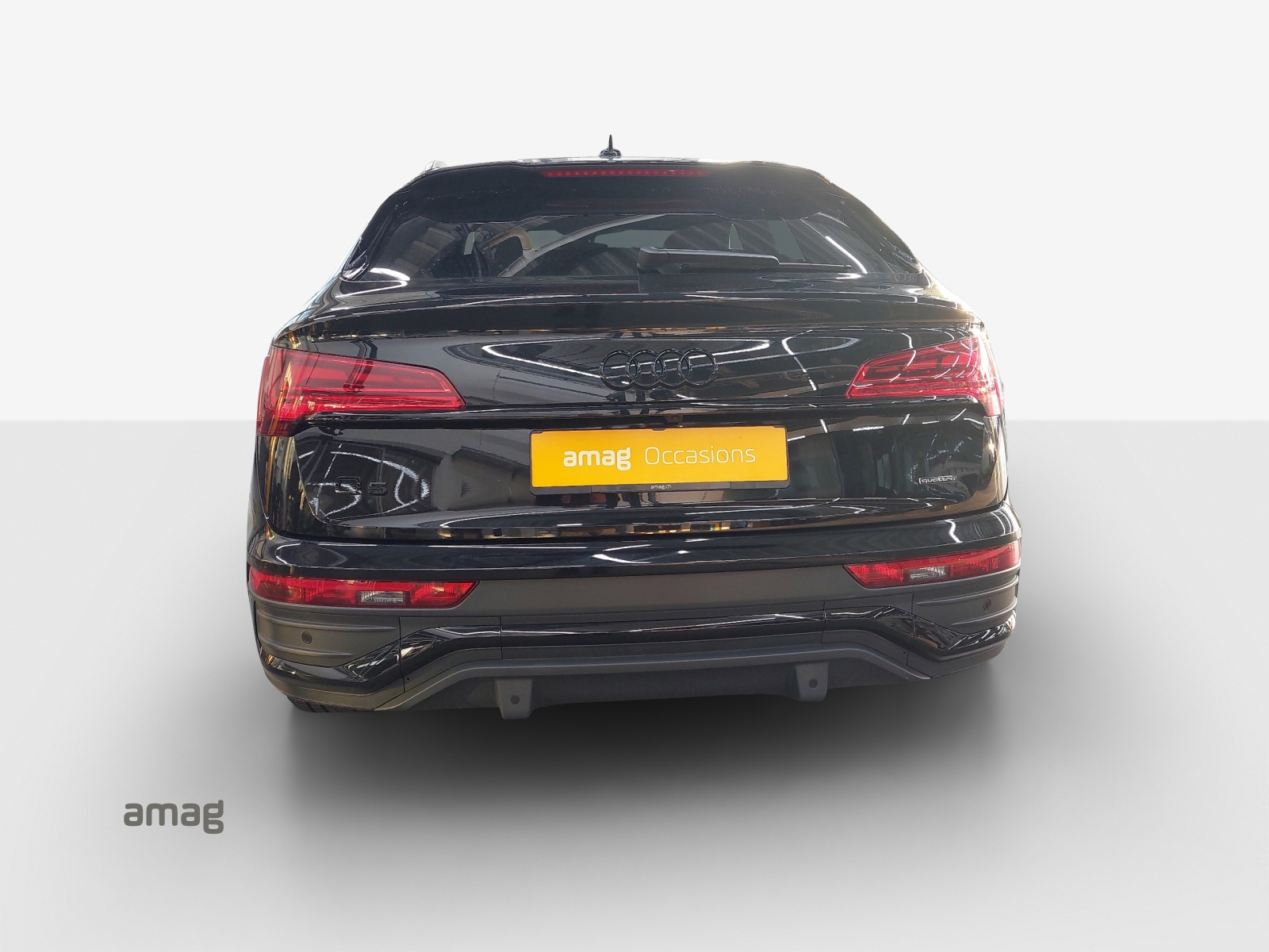 AUDI Q5 Sportback 50 TFSI e PHEV Black Edition quattro S-tronic-showroom-element-3