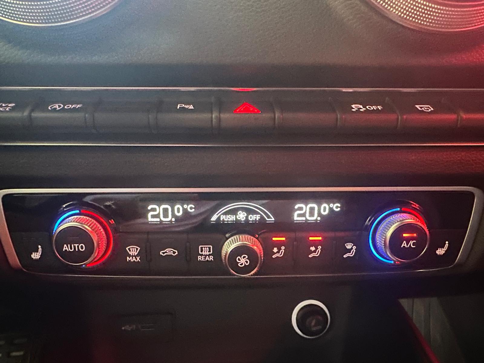 AUDI RS3 Sportback 2.5 TSI quattro S-tronic-image-24