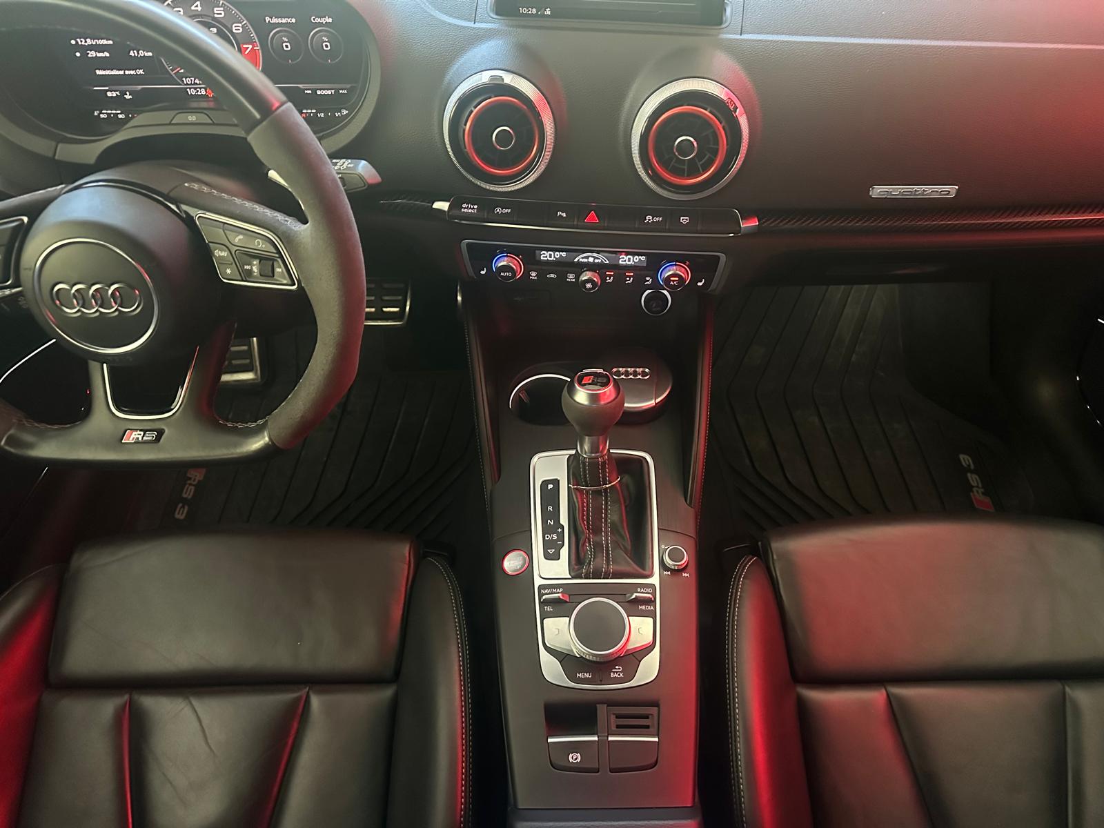 AUDI RS3 Sportback 2.5 TSI quattro S-tronic-image-15