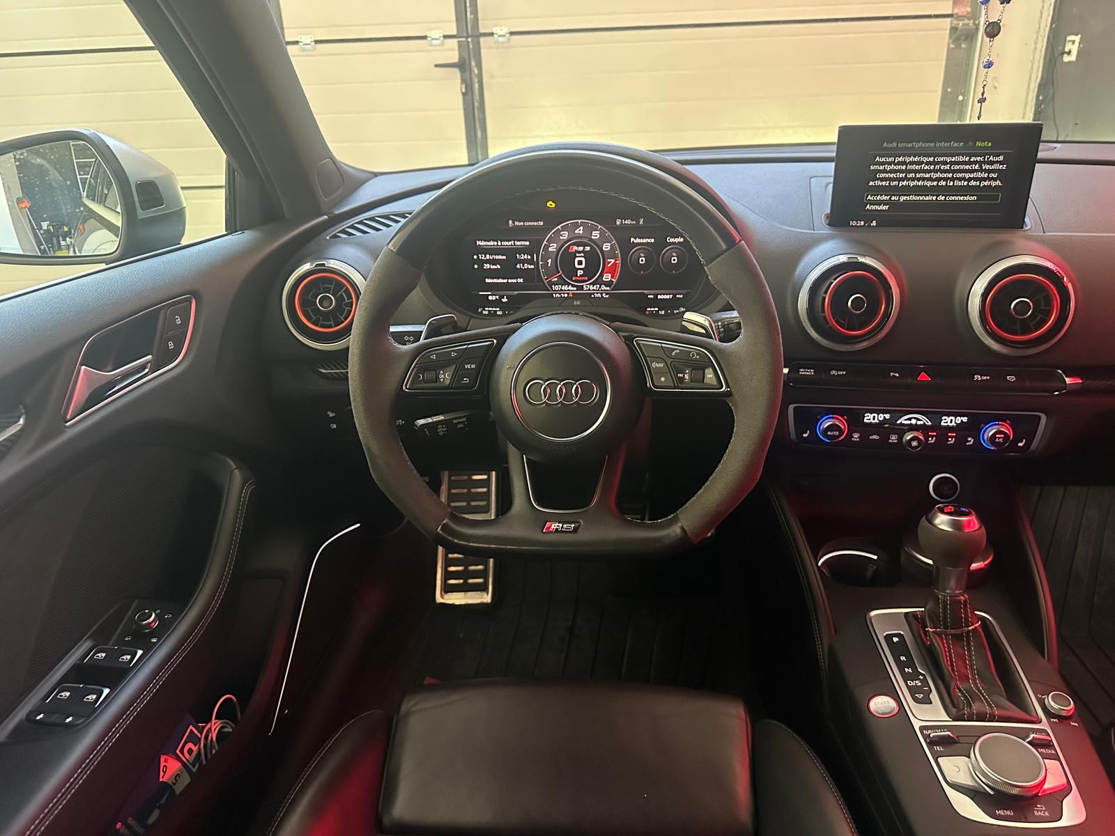 AUDI RS3 Sportback 2.5 TSI quattro S-tronic-image-16