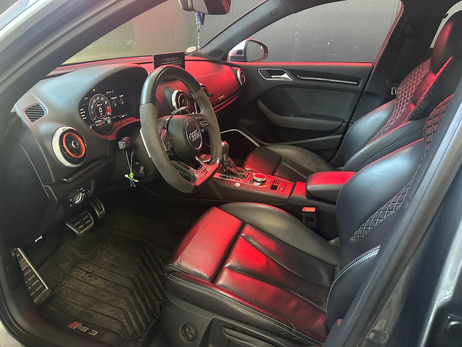 AUDI RS3 Sportback 2.5 TSI quattro S-tronic-image-1