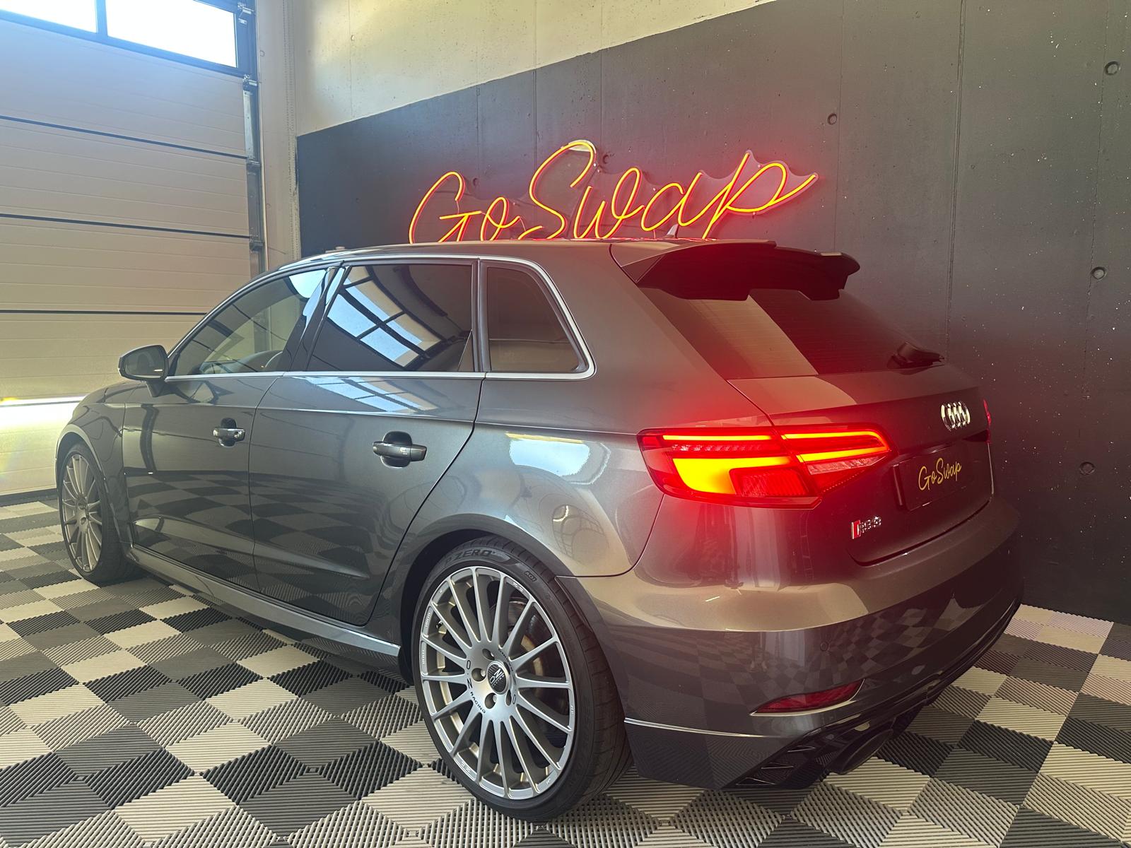 AUDI RS3 Sportback 2.5 TSI quattro S-tronic-image-3