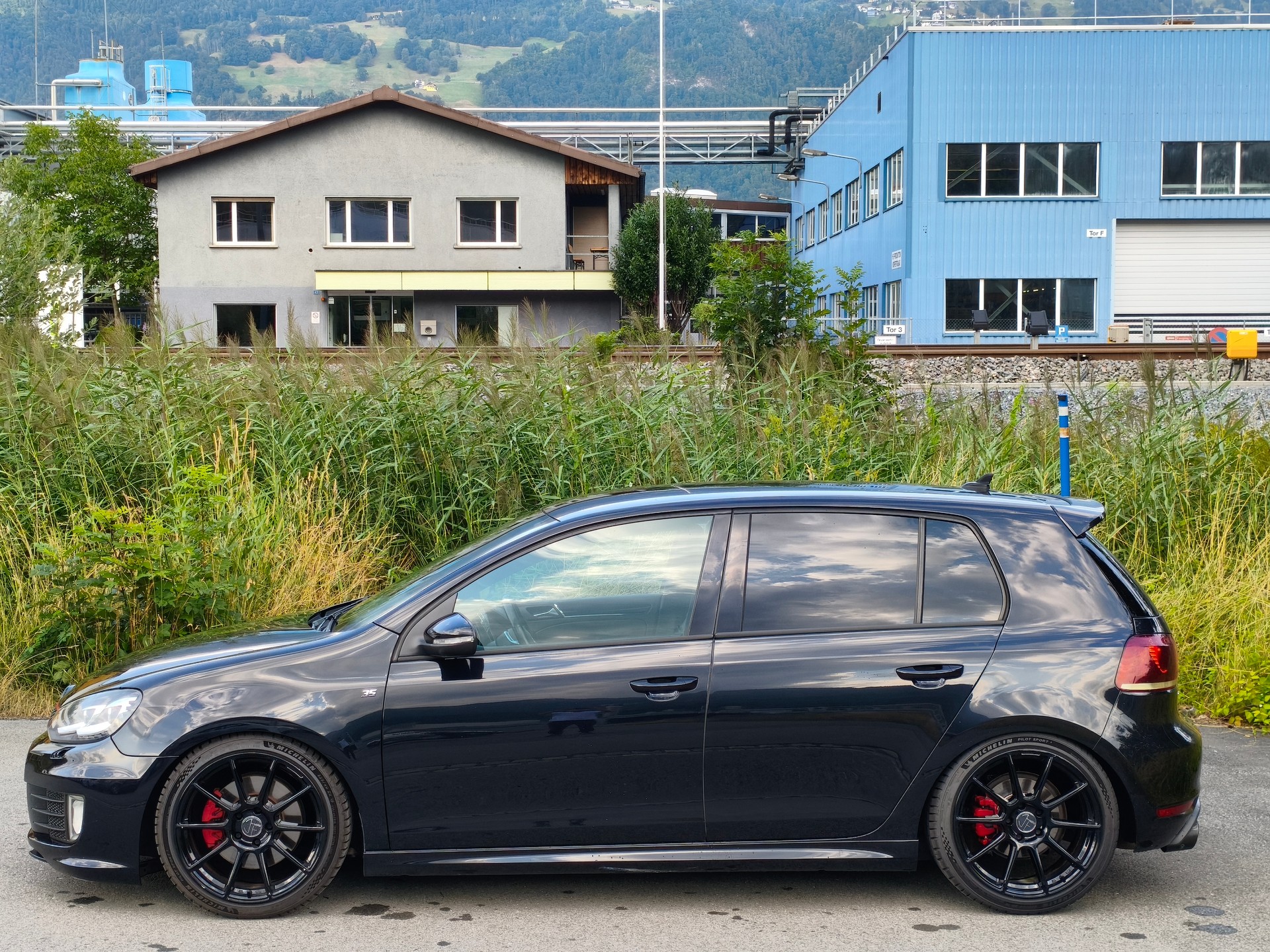 VW Golf 2.0 TSI GTI Edition 35-image-9