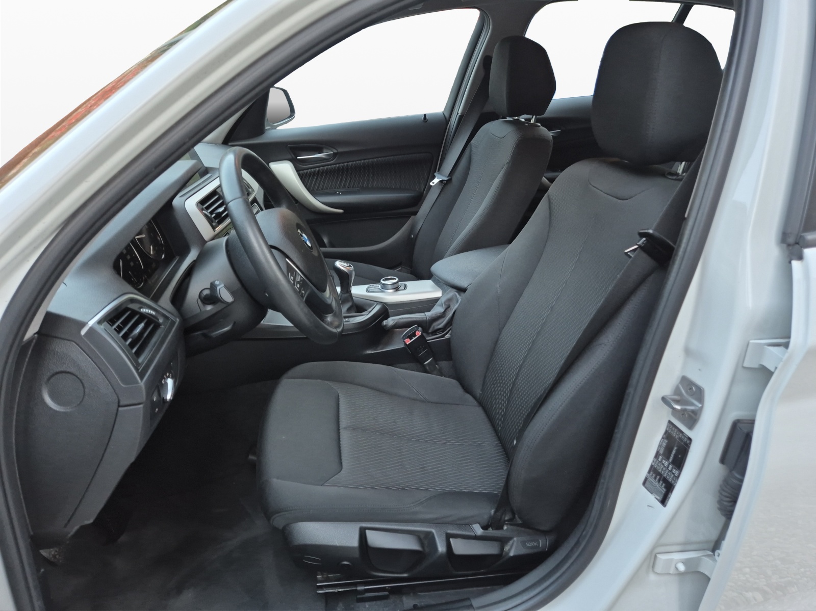 BMW 116i Business-image-9