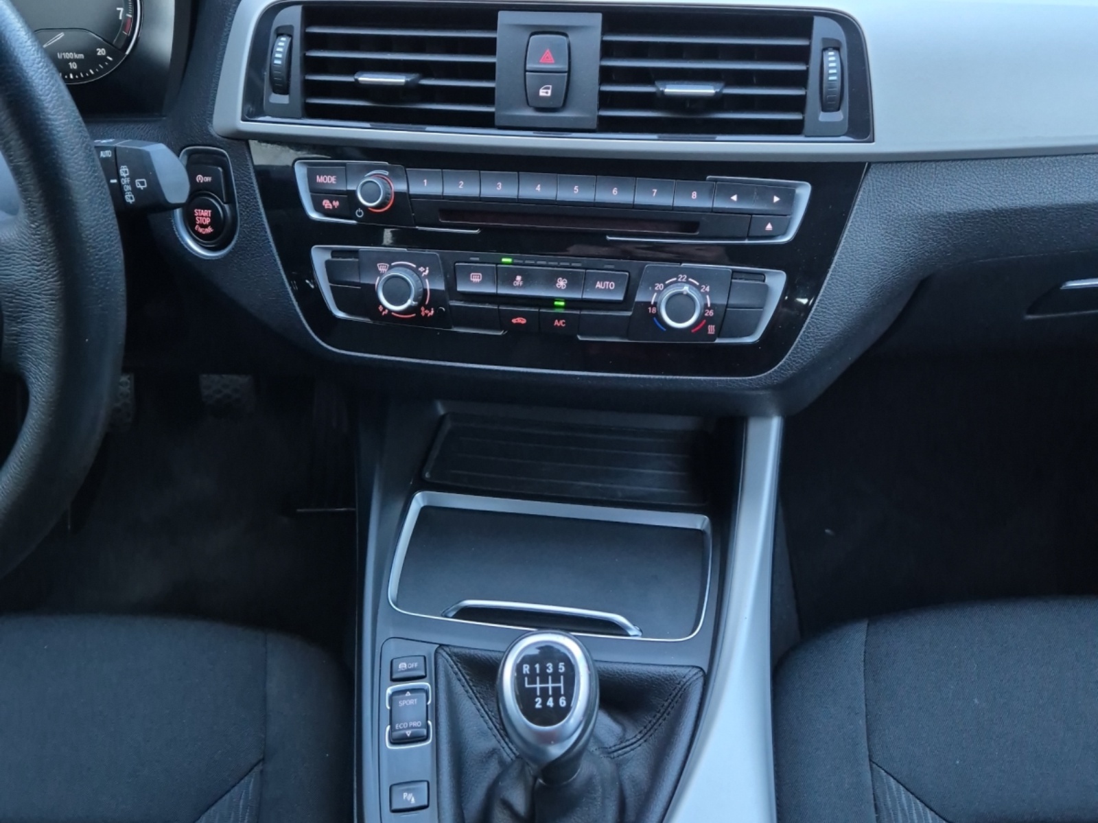 BMW 116i Business-image-13