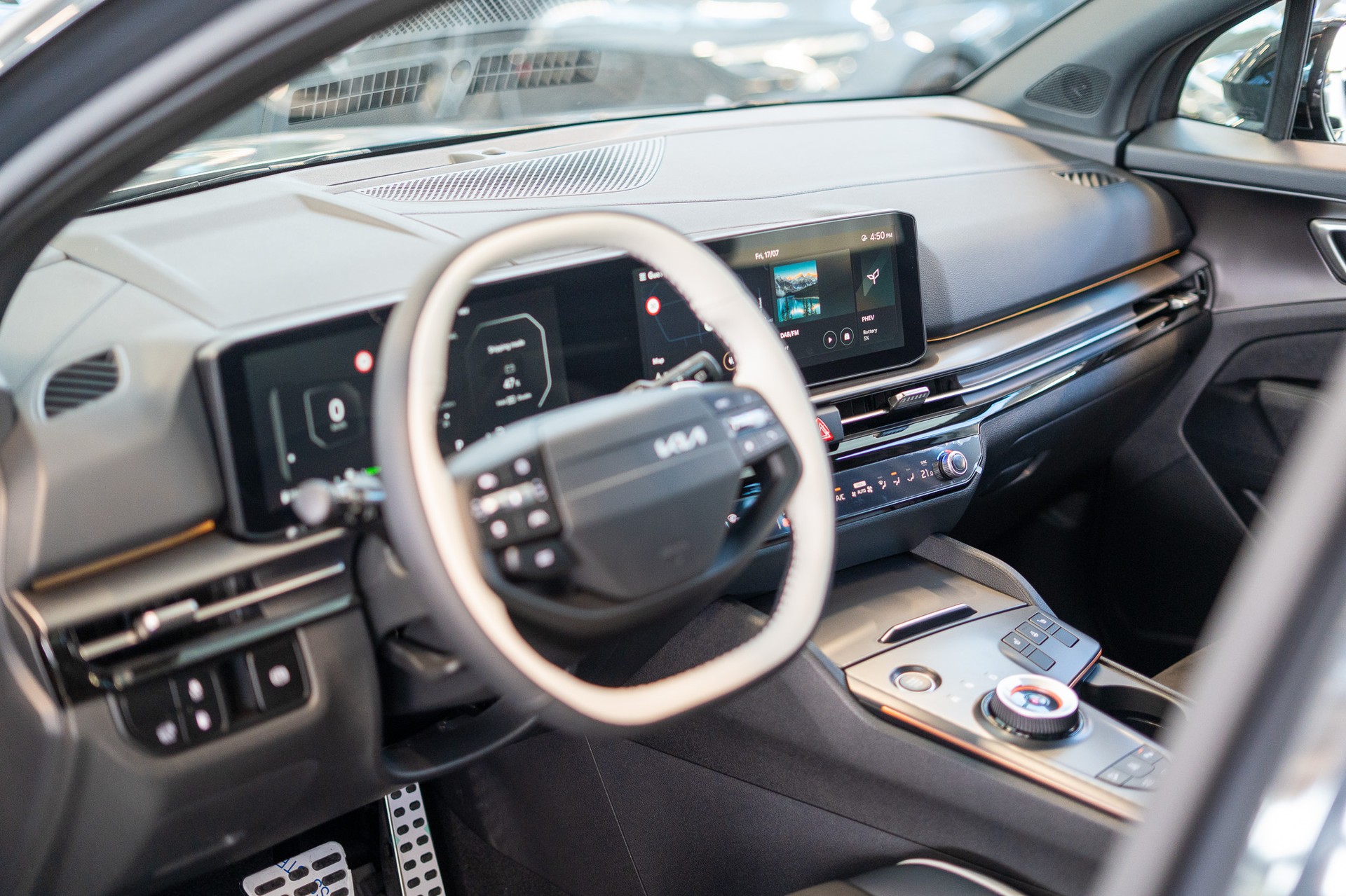 KIA Sportage 1.6T-GDi PHEV GT-Line Power Edition A / Panorama-Schiebedach-image-8