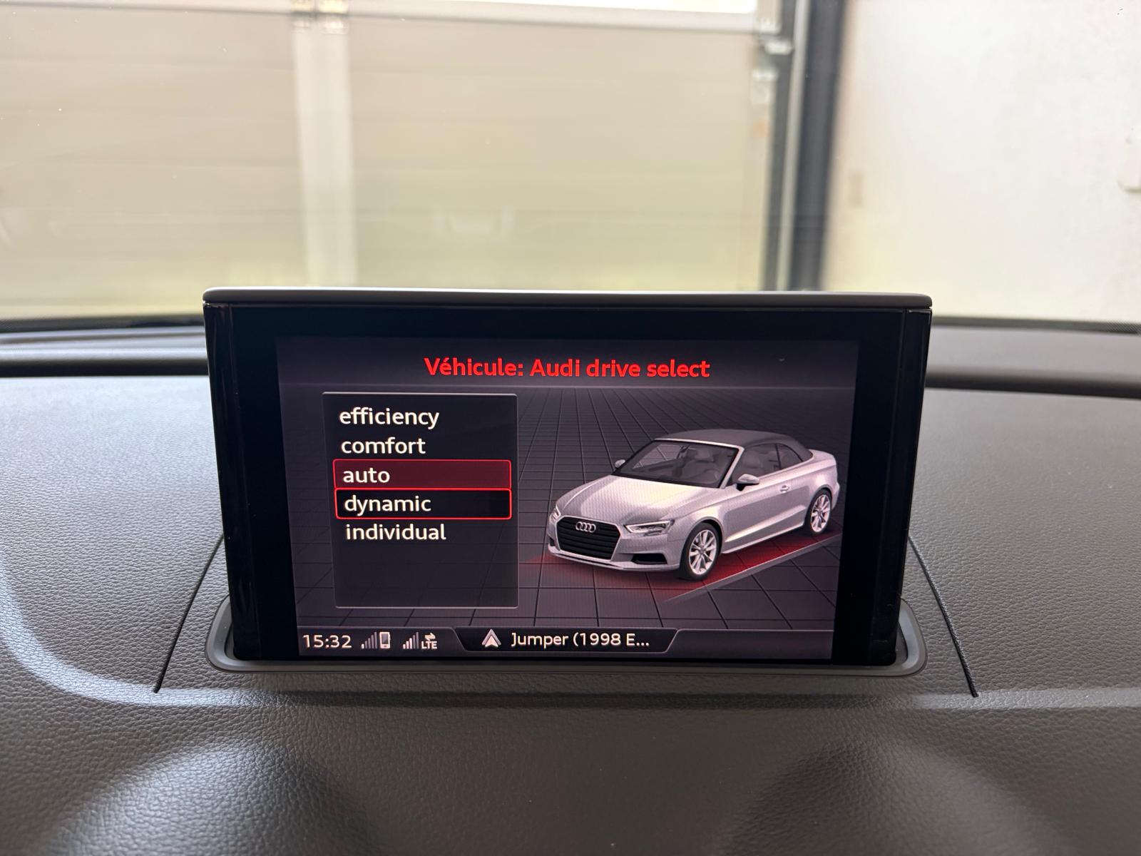AUDI A3 Cabriolet 1.5 TFSI Sport S-tronic - Attelage - Caméra de recul - Grand service et expertisé du jour-image-21