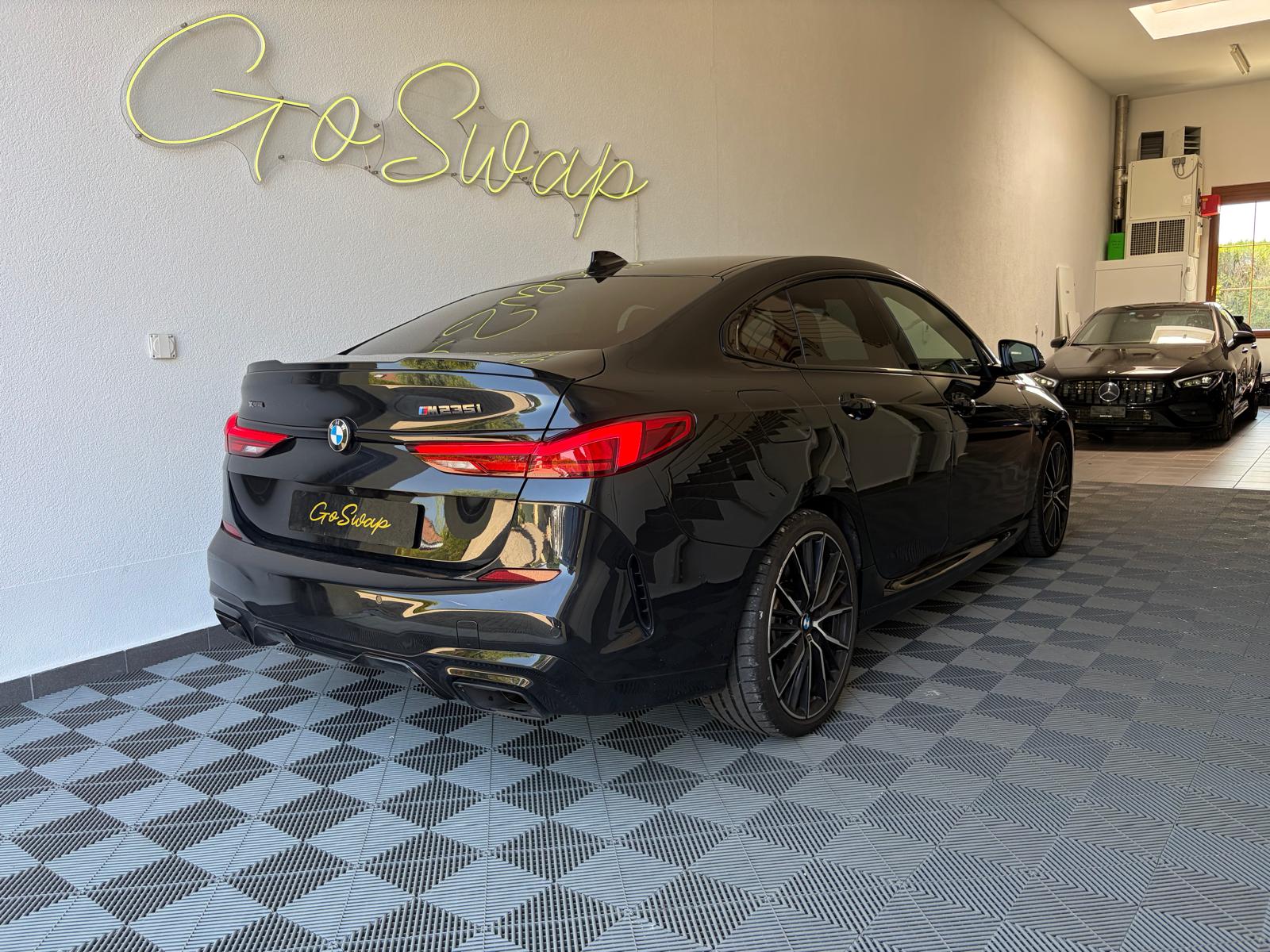 BMW M235i Gran Coupé xDrive Steptronic-image-6