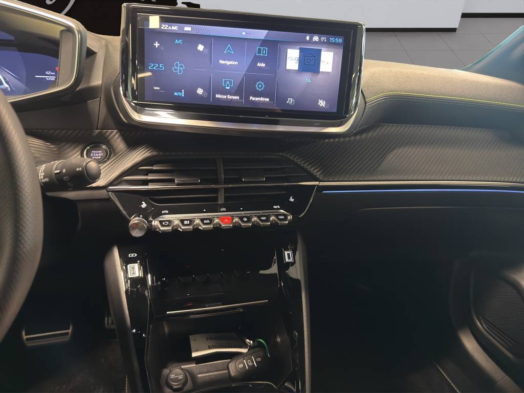 PEUGEOT 208 1.2 MHEV 145 GT-image-9