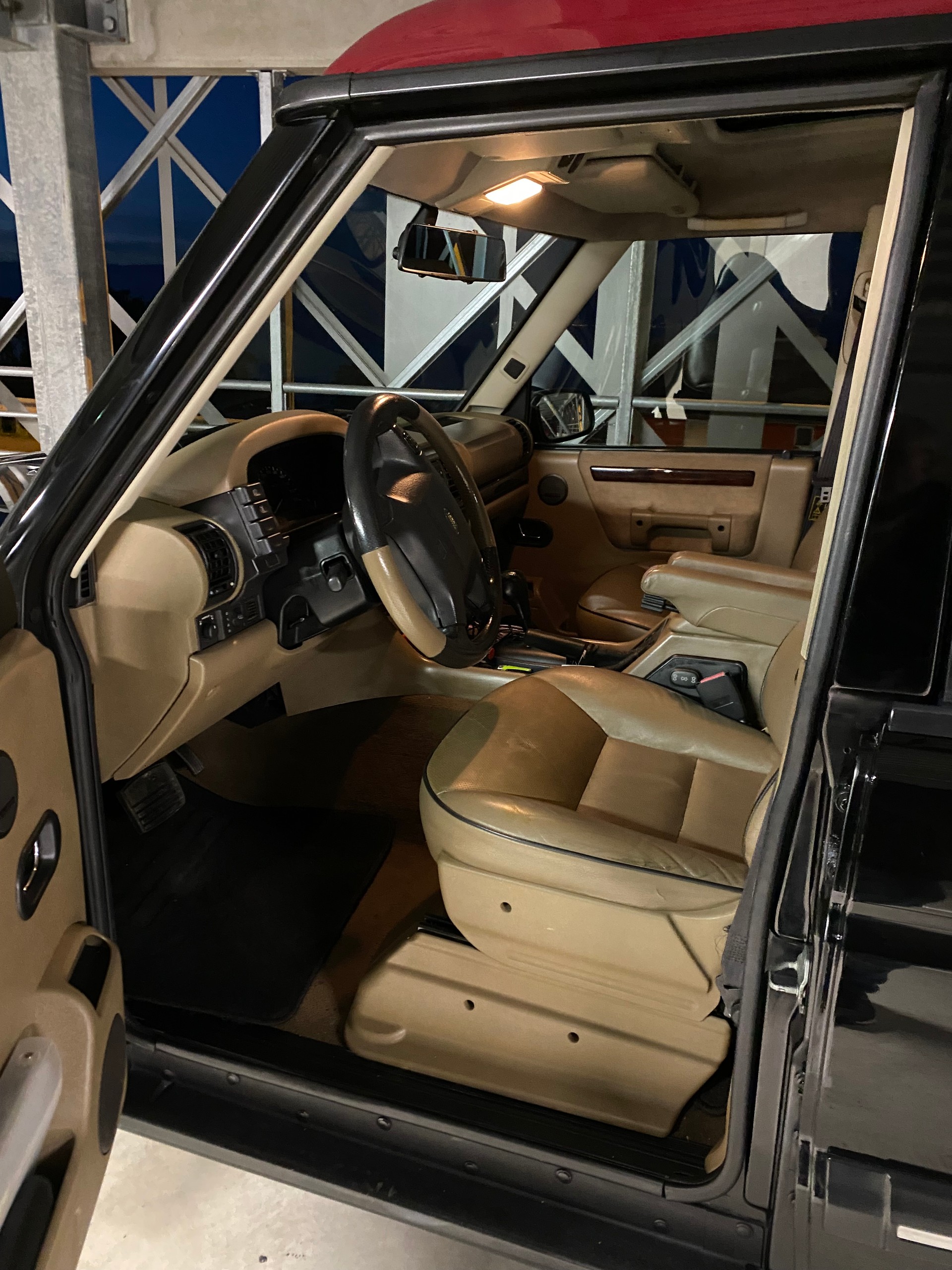 LAND ROVER 4.0 V8 ES-image-3