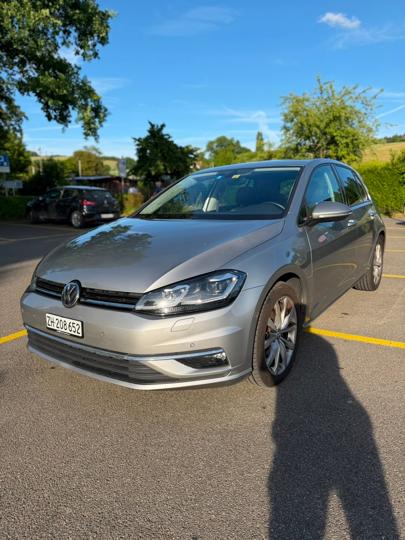 VW Golf 2.0 TDI Highline Swiss Line Limited 4M DSG-image-2
