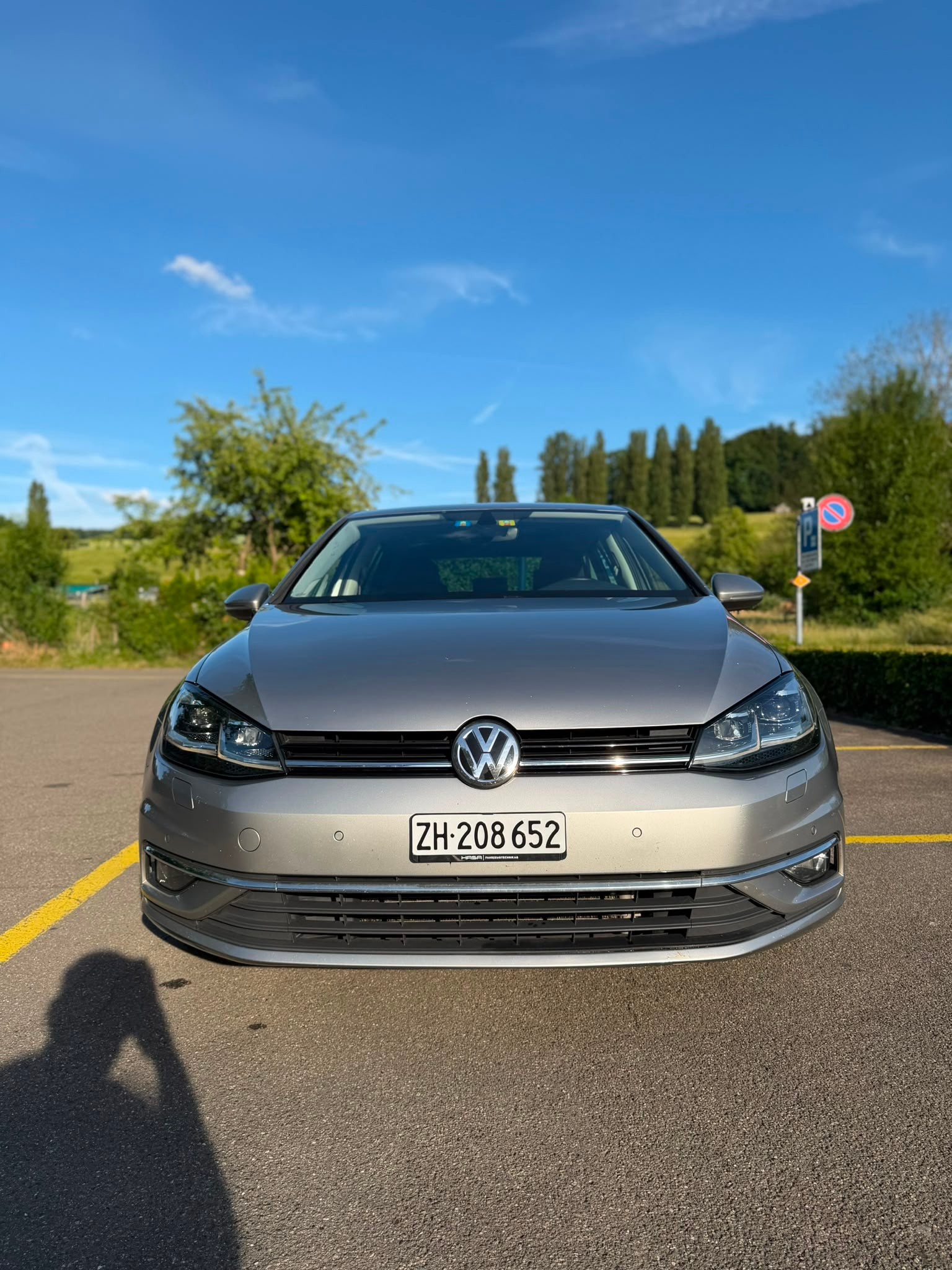 VW Golf 2.0 TDI Highline Swiss Line Limited 4M DSG-image-1