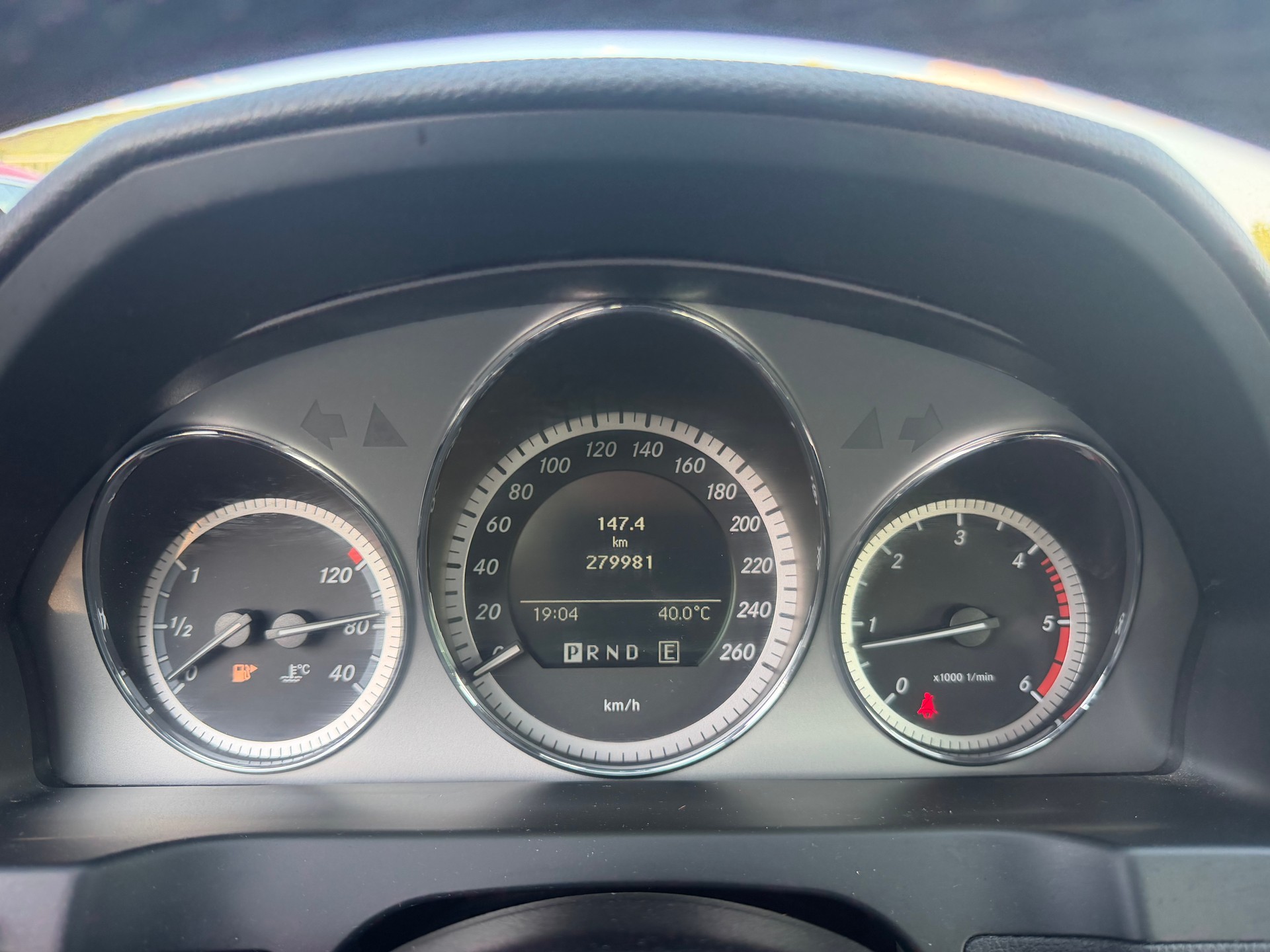 MERCEDES-BENZ C 350 CDI BlueEfficiency Elégance 4Matic 7G-Tronic-image-12