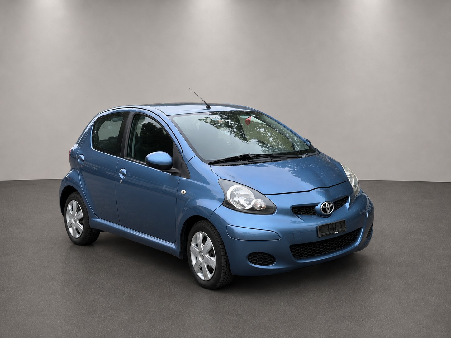 TOYOTA Aygo 1.0 Linea Terra-image-1
