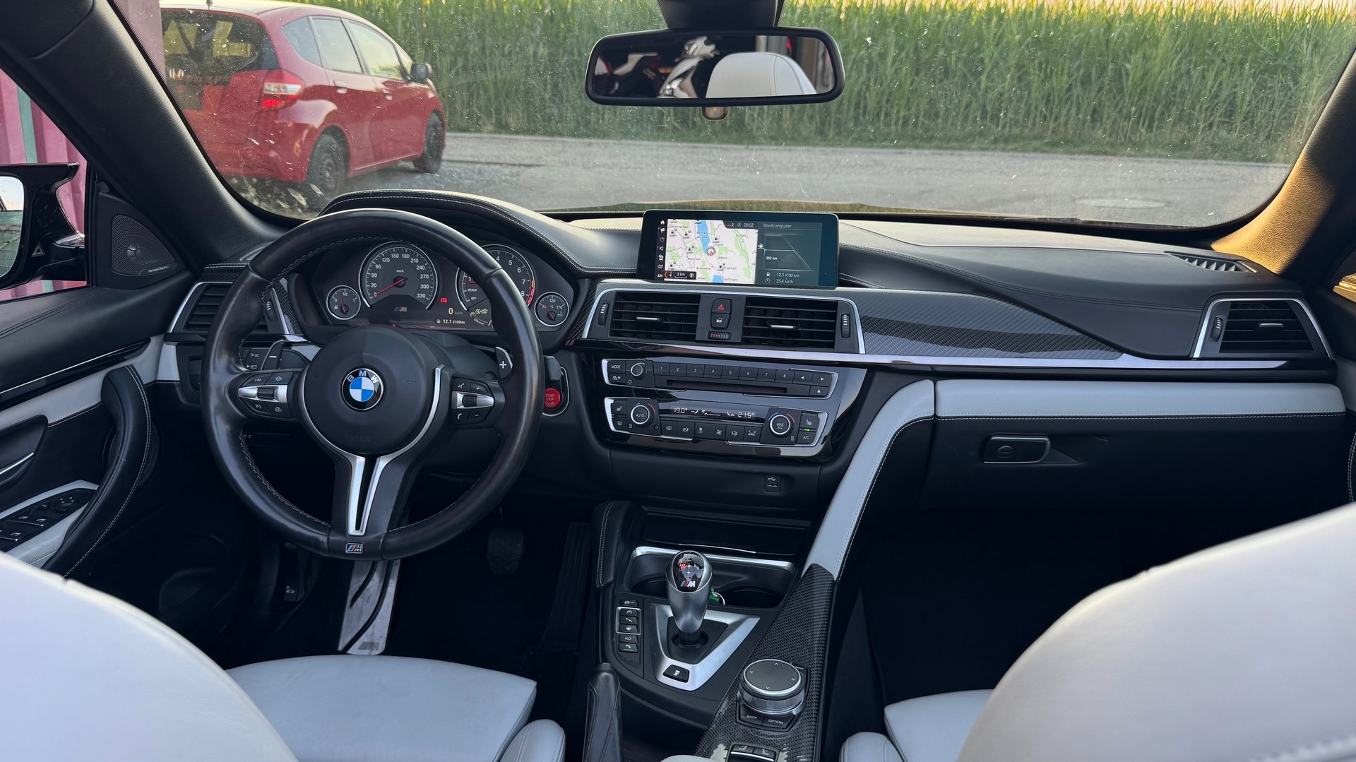 BMW M4 Cabriolet Drivelogic M Competition-image-11