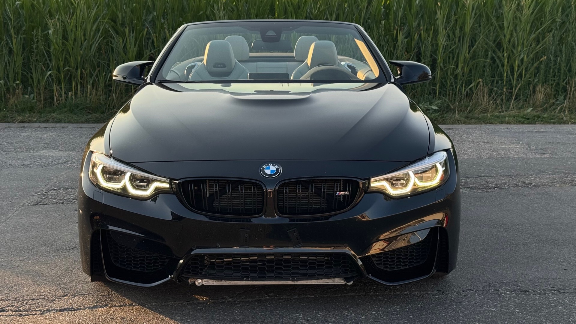 BMW M4 Cabriolet Drivelogic M Competition-image-1