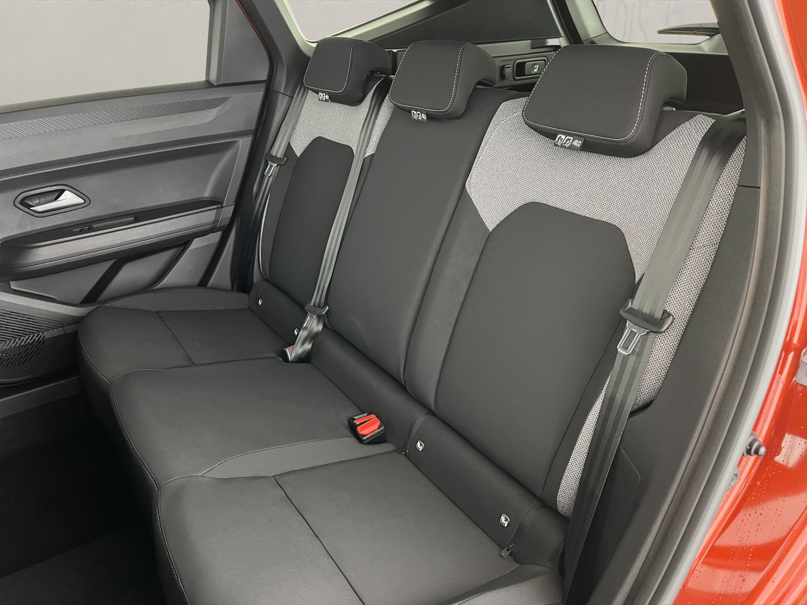 DACIA Bigster 1.2 Hybrid Journey 4WD-image-16