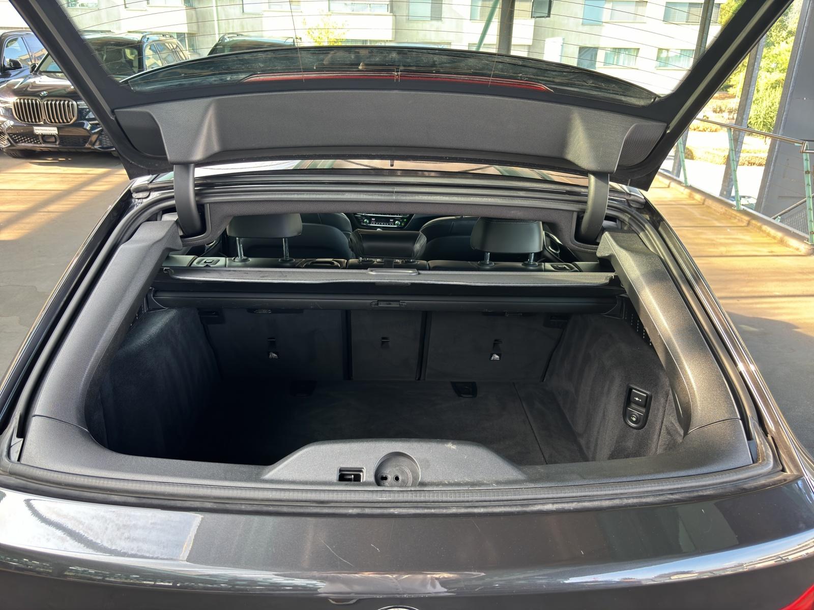 BMW 540i xDrive Touring-image-26