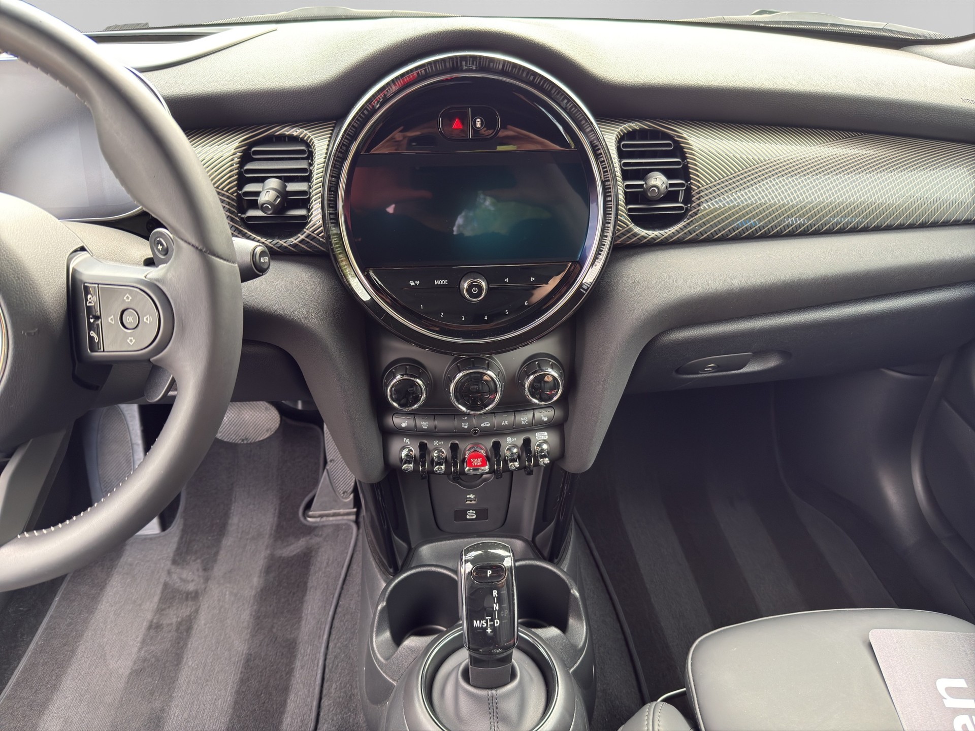 MINI Cooper S Cabriolet-image-13