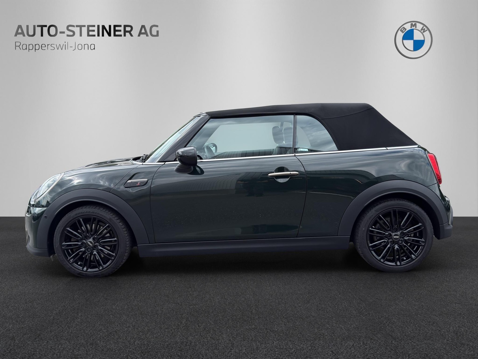MINI Cooper S Cabriolet-image-1