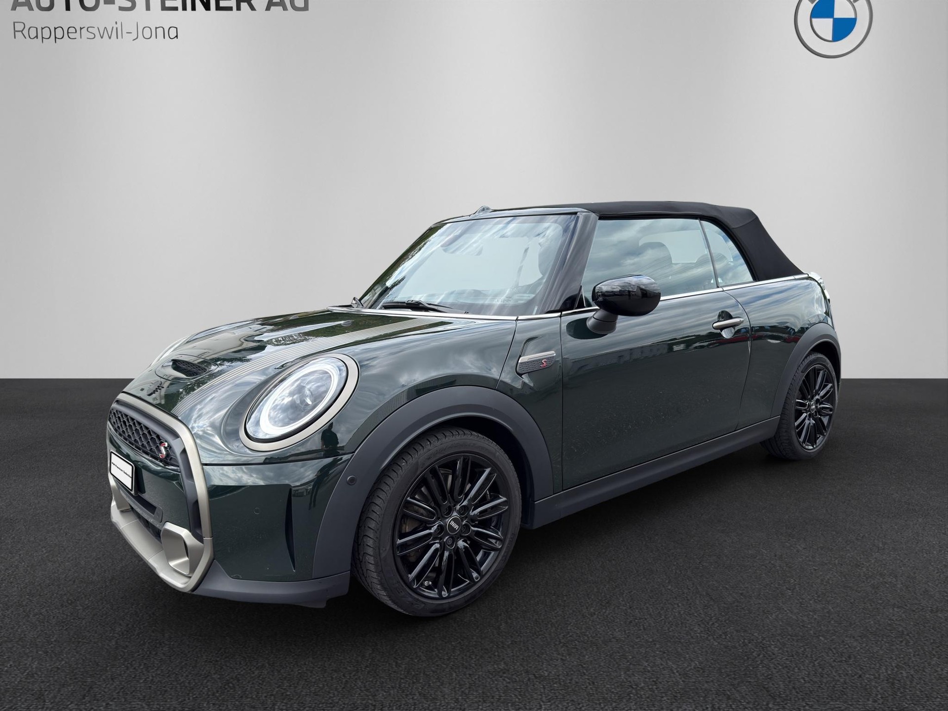 MINI Cooper S Cabriolet-image-0