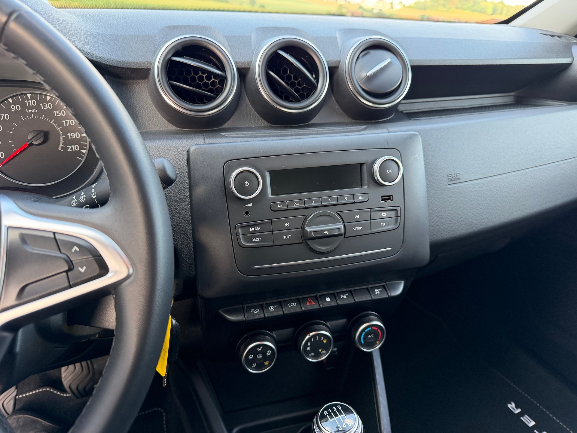 DACIA Duster TCe 130 Comfort 4x4-image-8