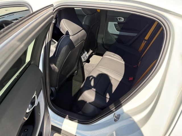 POLESTAR 2 Long Range Dual Motor Performance Plus-image-12