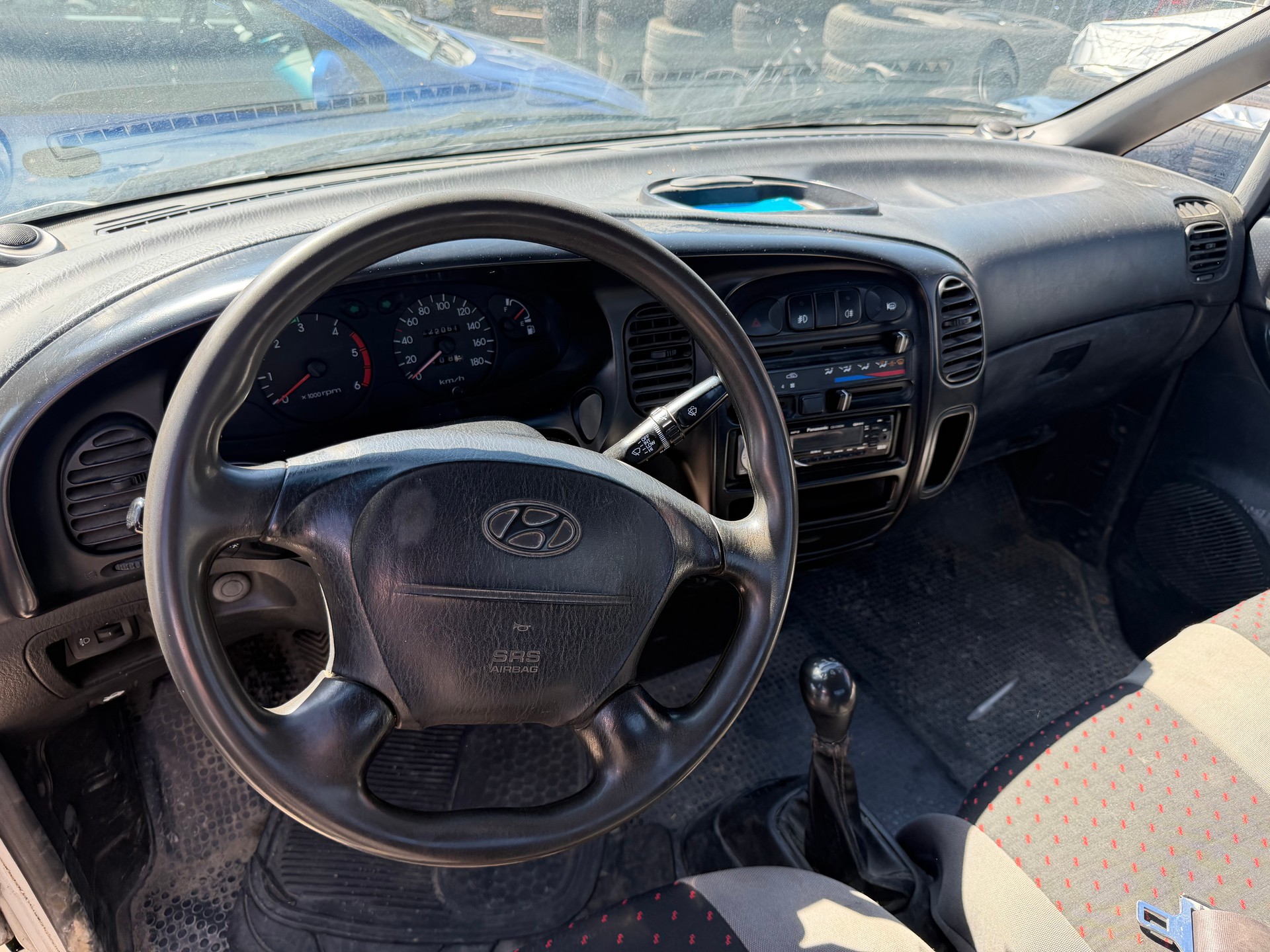 HYUNDAI H-1 Camionnette 2.5TDI-image-8