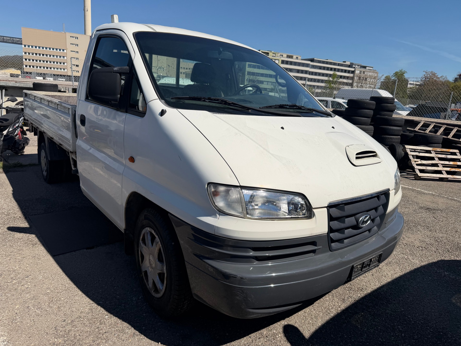 HYUNDAI H-1 Camionnette 2.5TDI-image-3