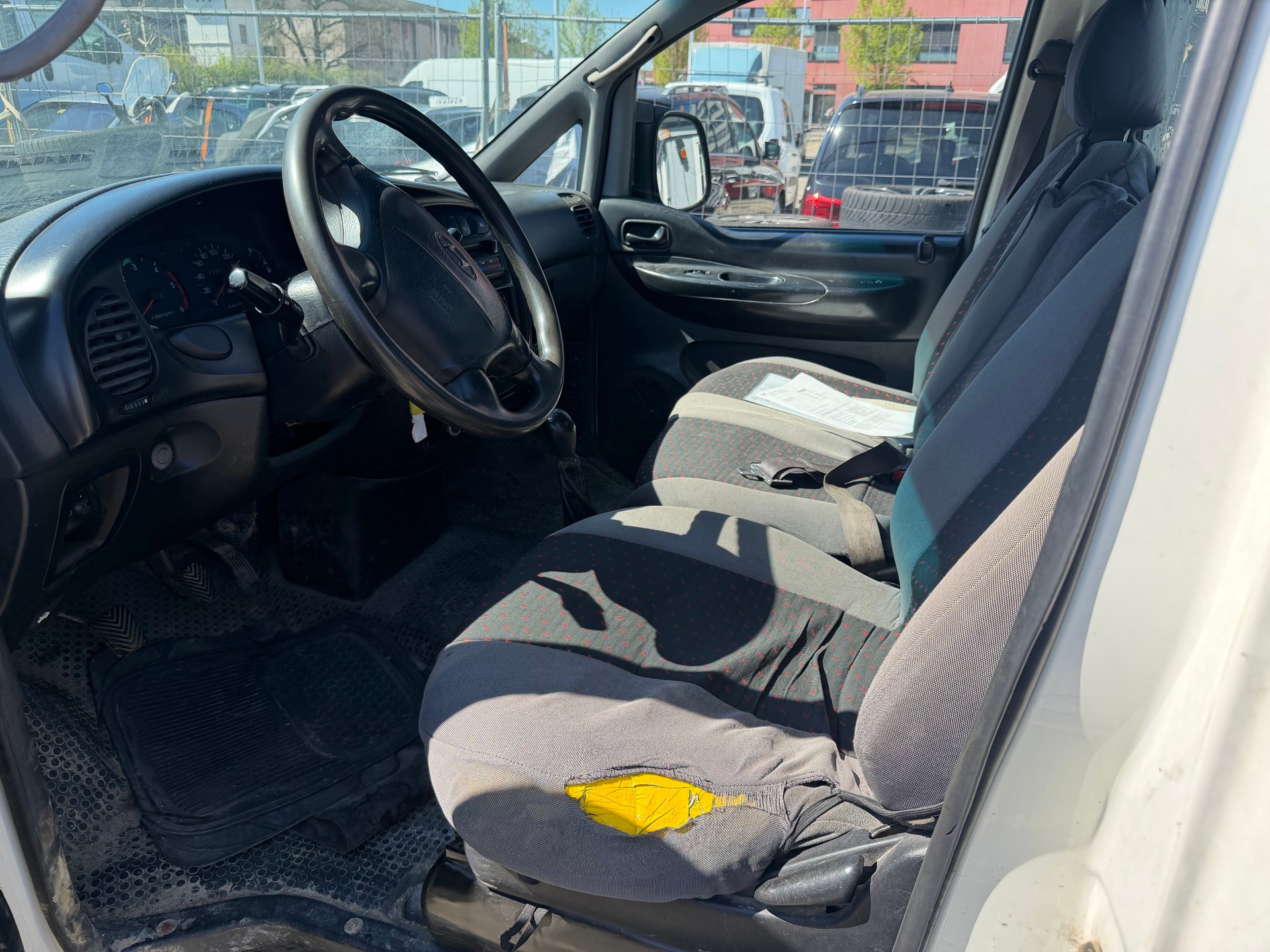 HYUNDAI H-1 Camionnette 2.5TDI-image-7