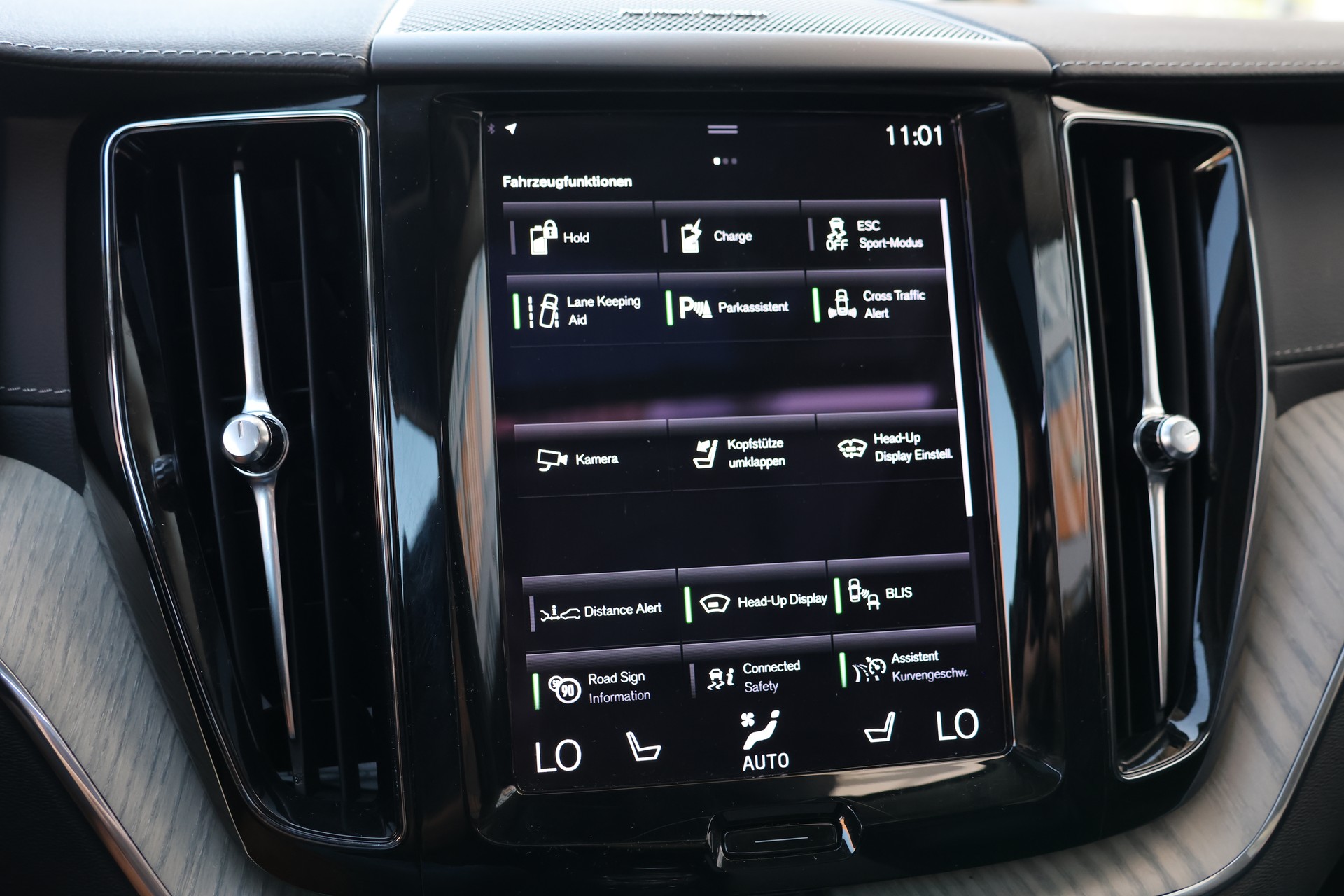 VOLVO XC60 T8 eAWD Inscription Geartronic (CH)-image-22