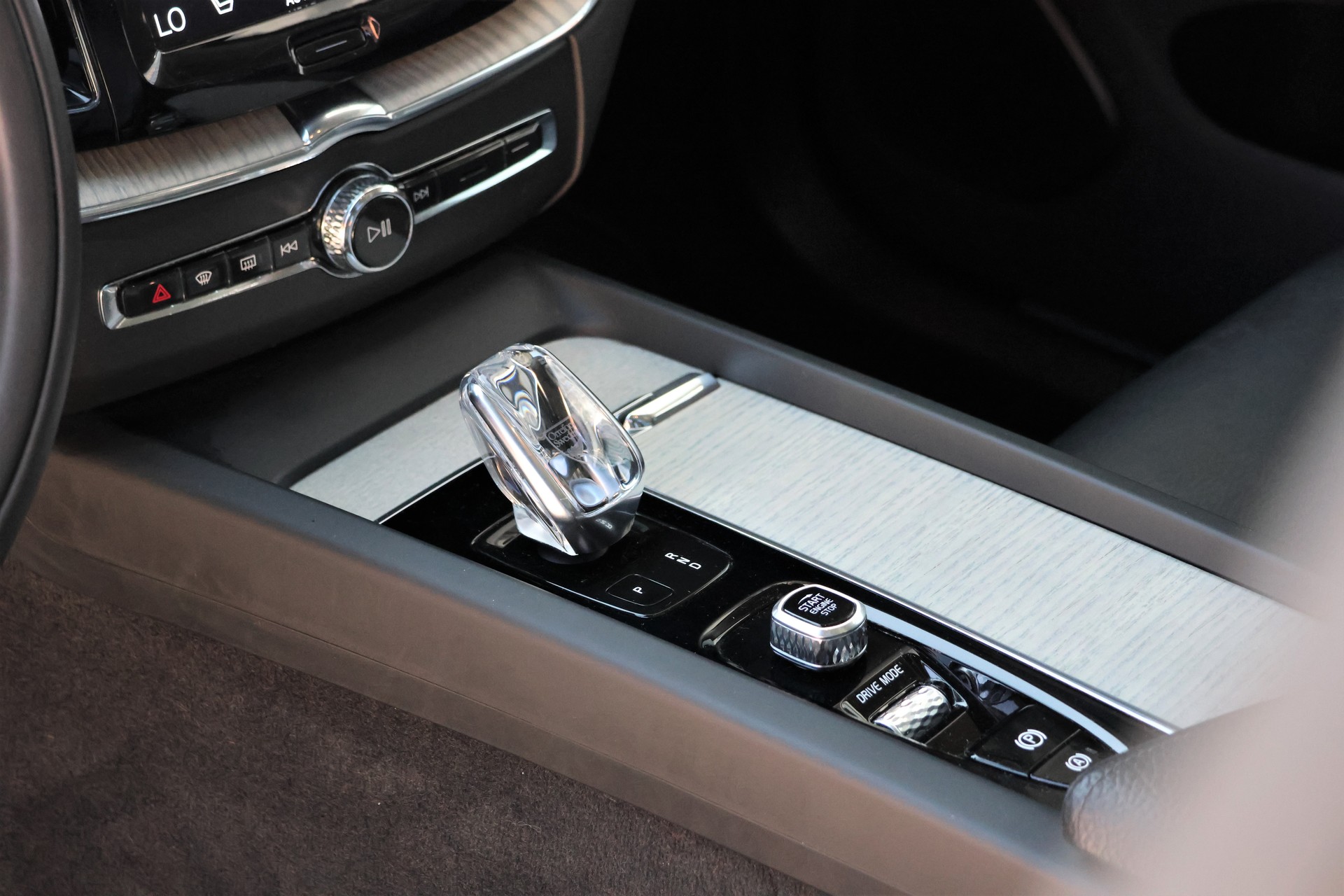 VOLVO XC60 T8 eAWD Inscription Geartronic (CH)-image-10